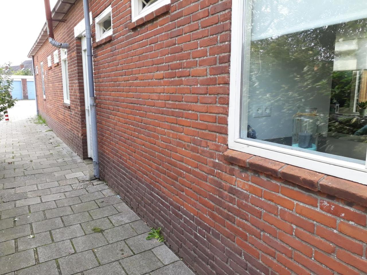 Two-Bedroom House photo 3