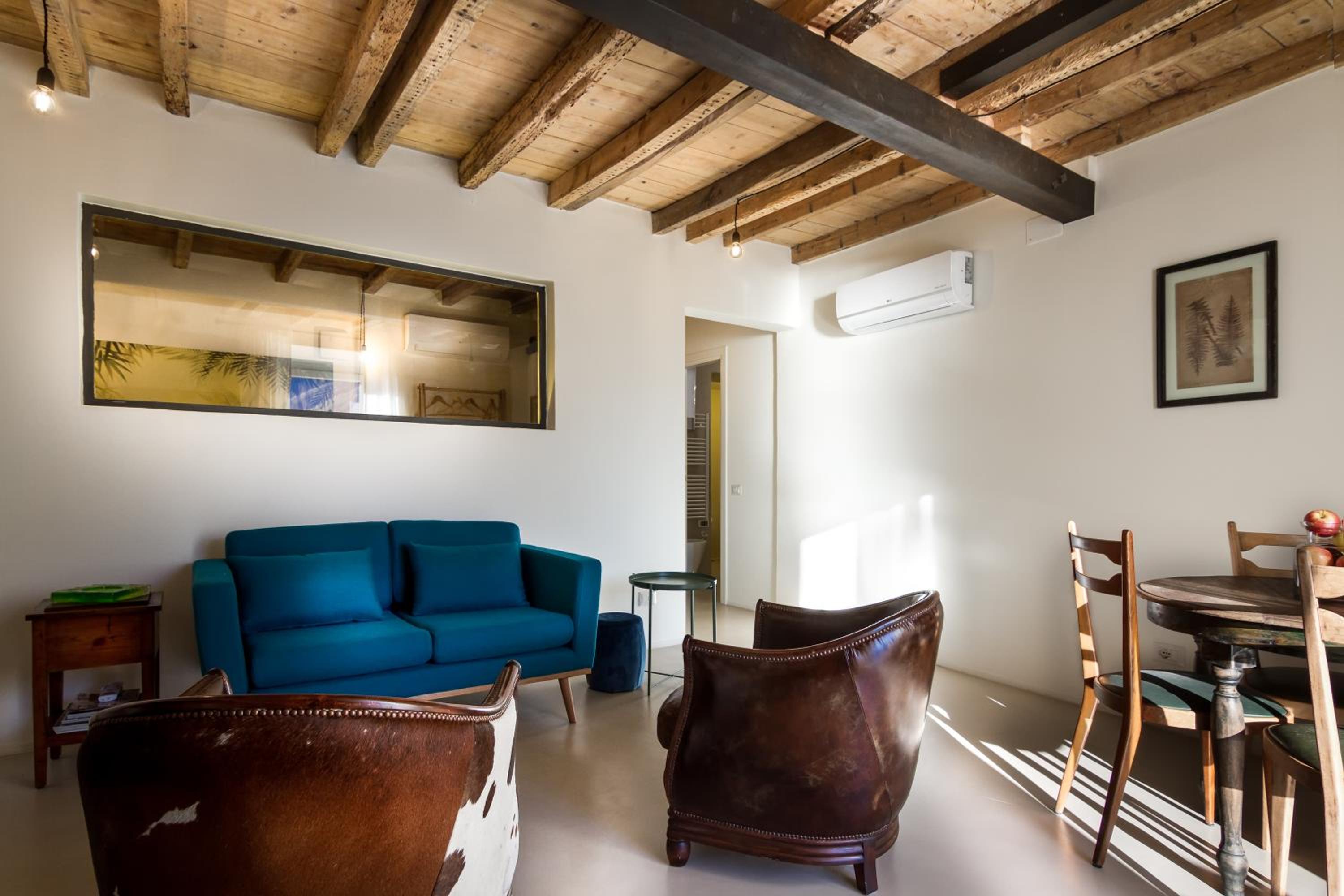 One-Bedroom House