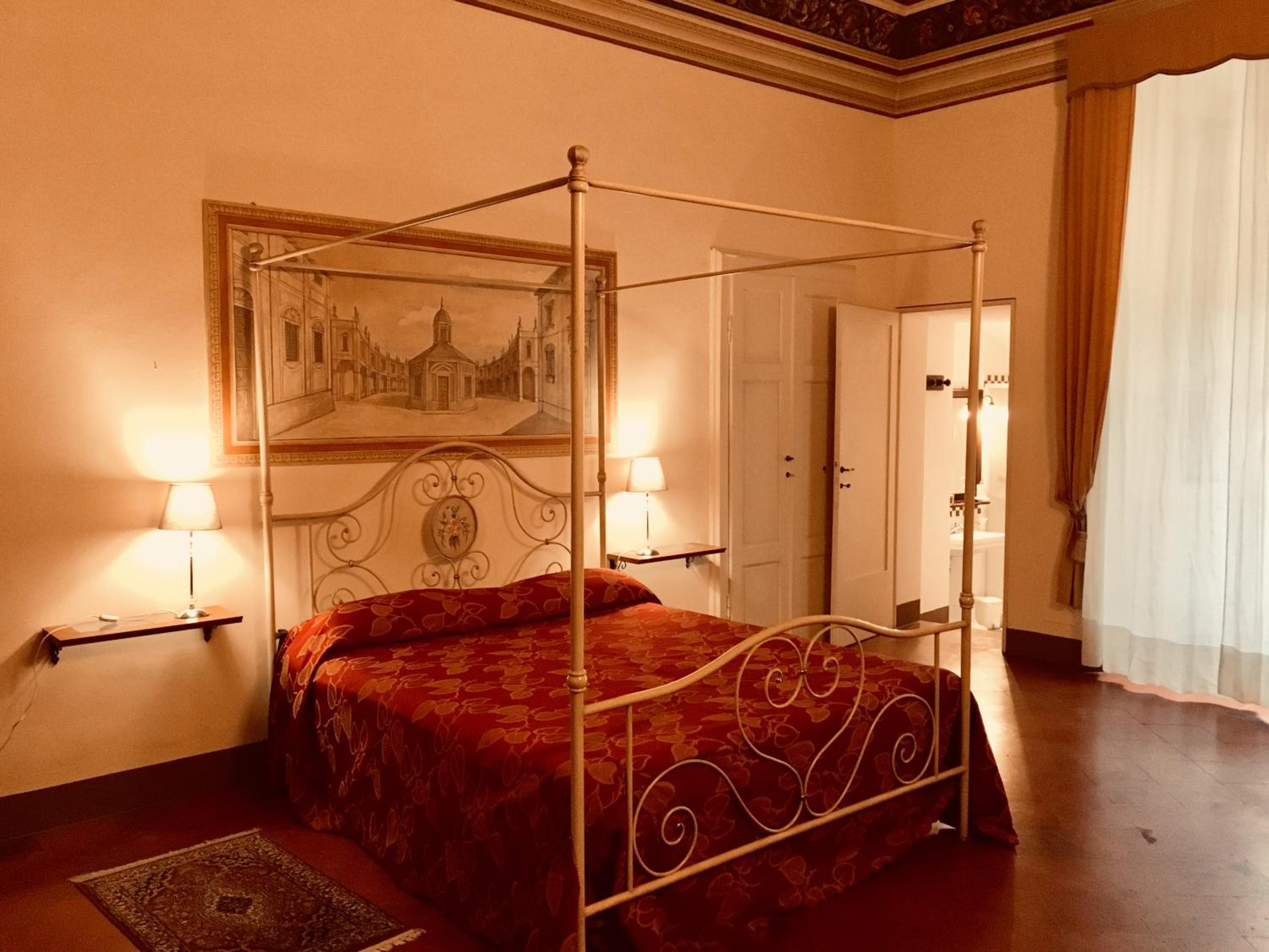 Double or Twin Room with Bathroom photo 1