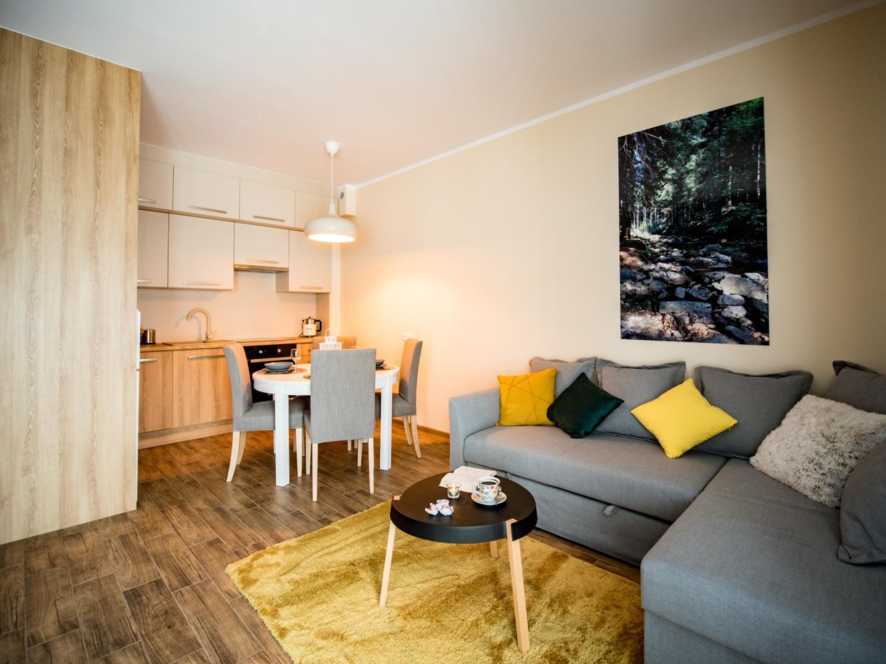One-Bedroom Apartment 22C/5