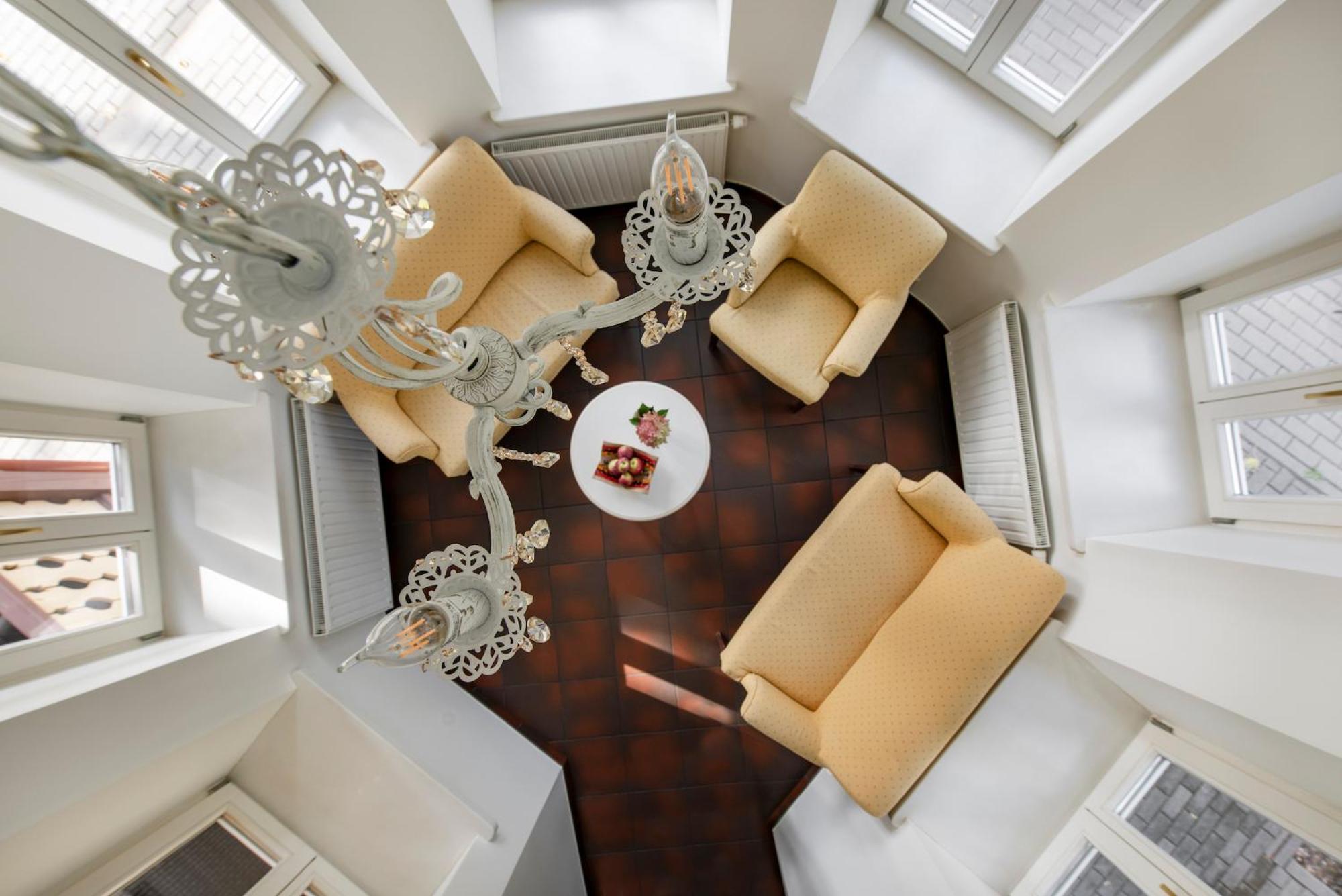 Two-Bedroom Suite - Photo 35