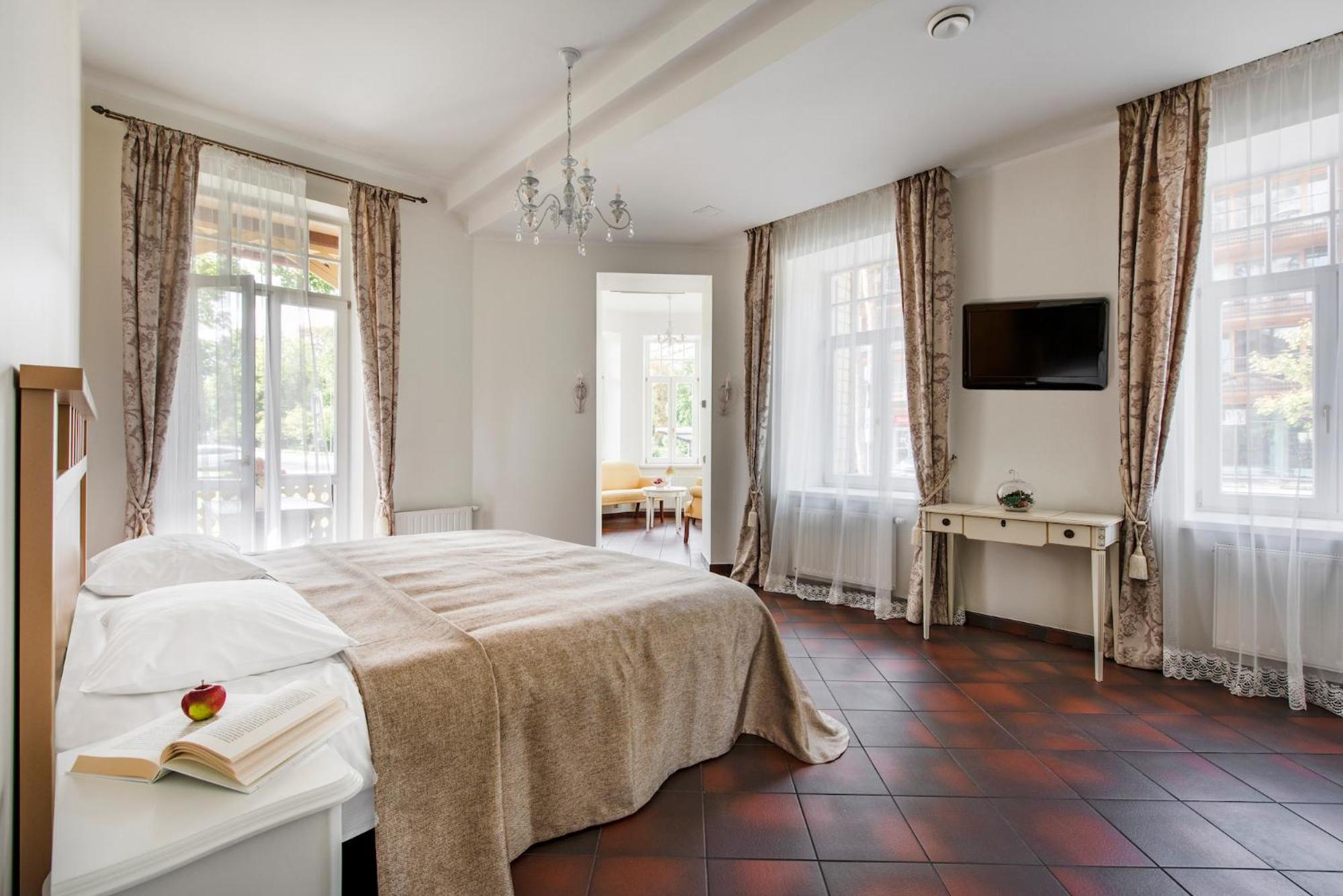 Two-Bedroom Suite - Photo 1