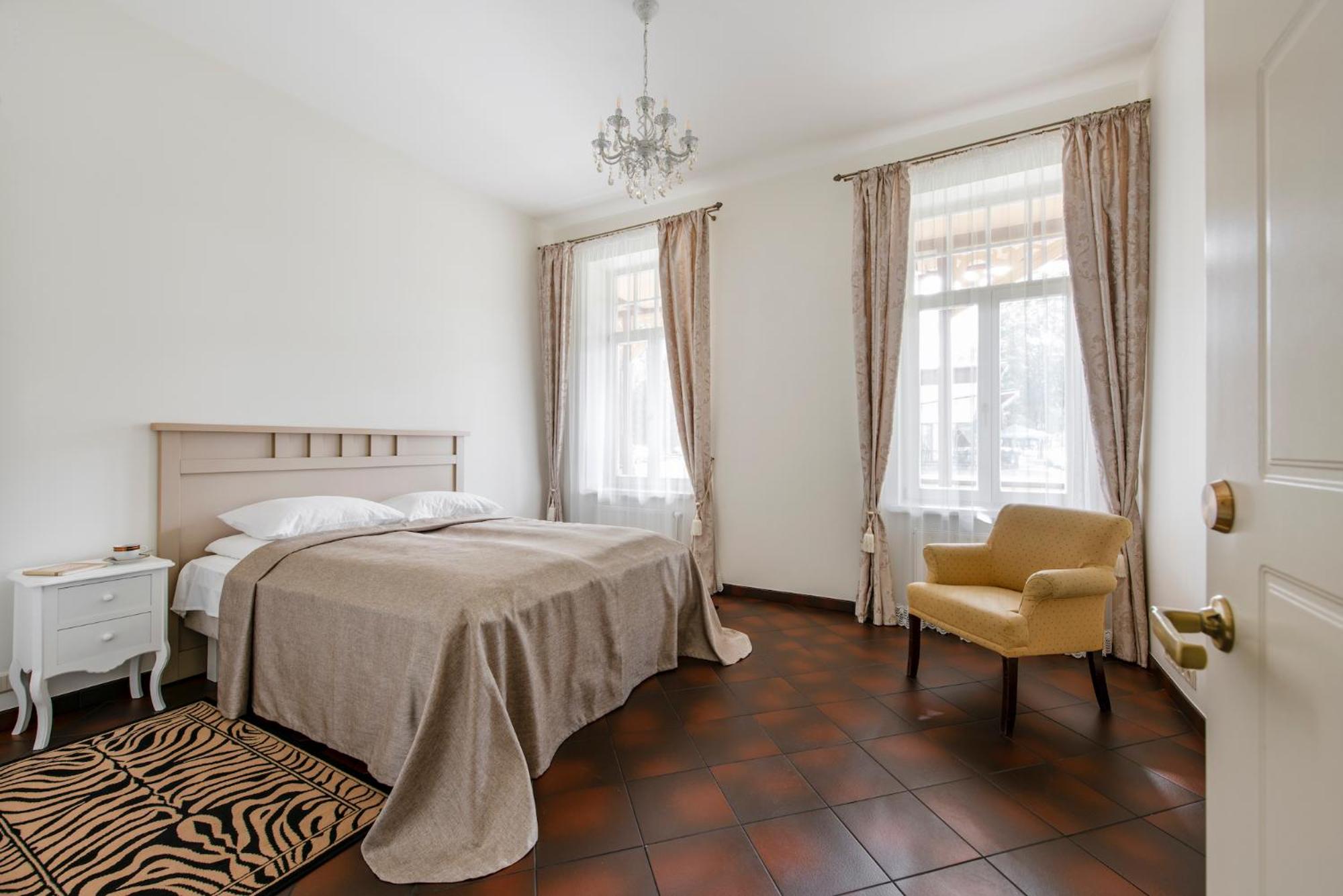 Two-Bedroom Suite - Photo 30