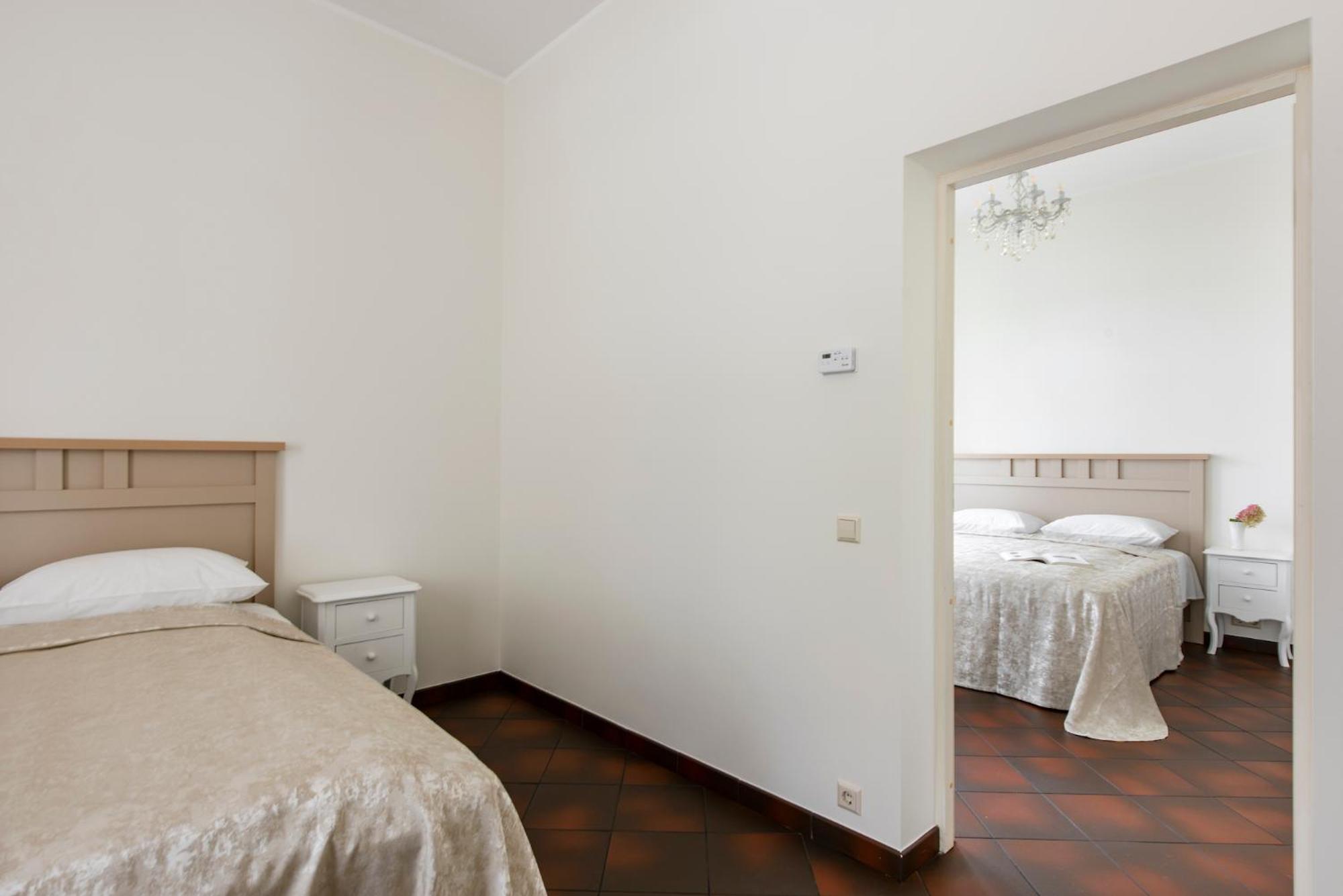 Two-Bedroom Apartment - Photo 17