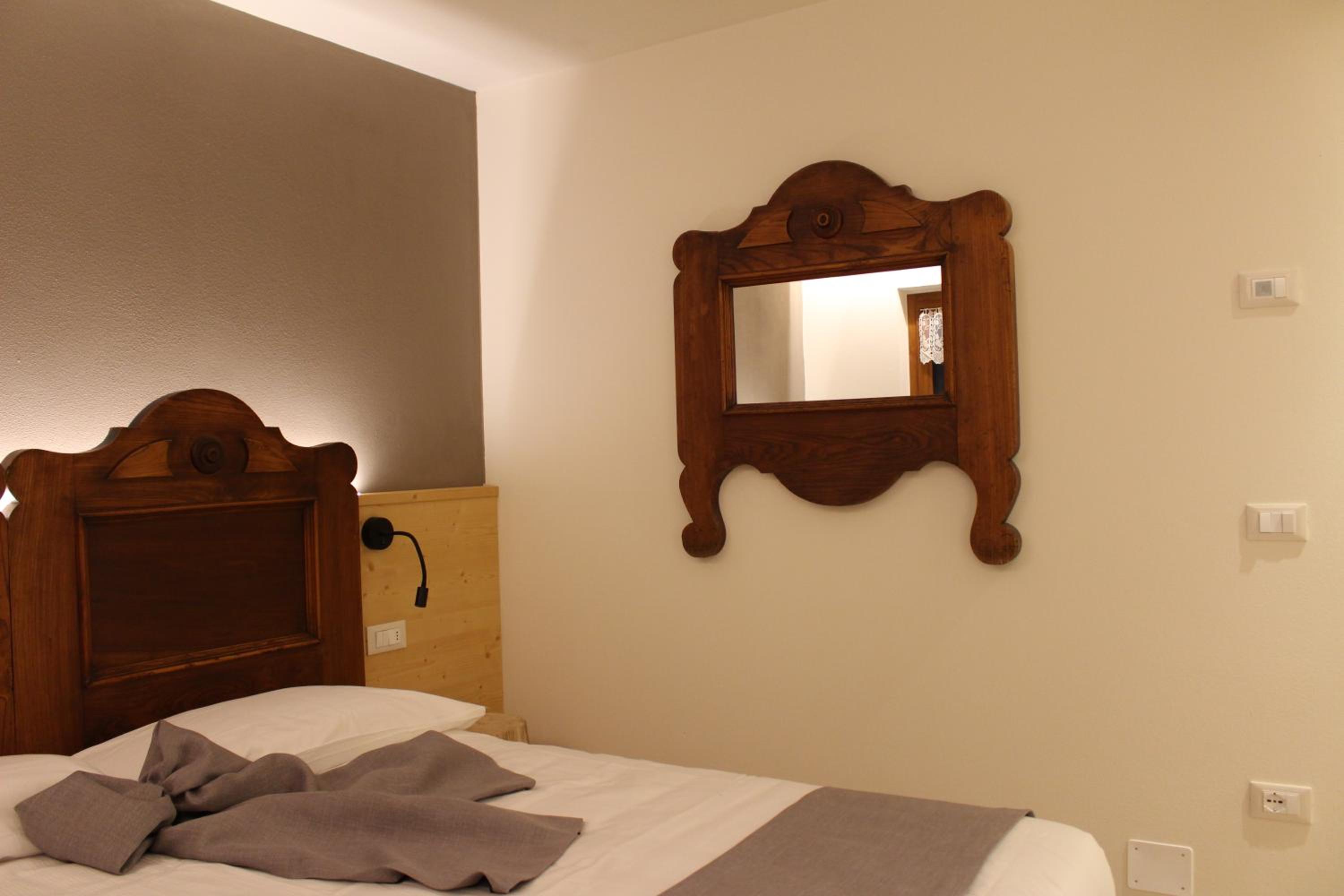 Apartment with Mountain View - Photo 5