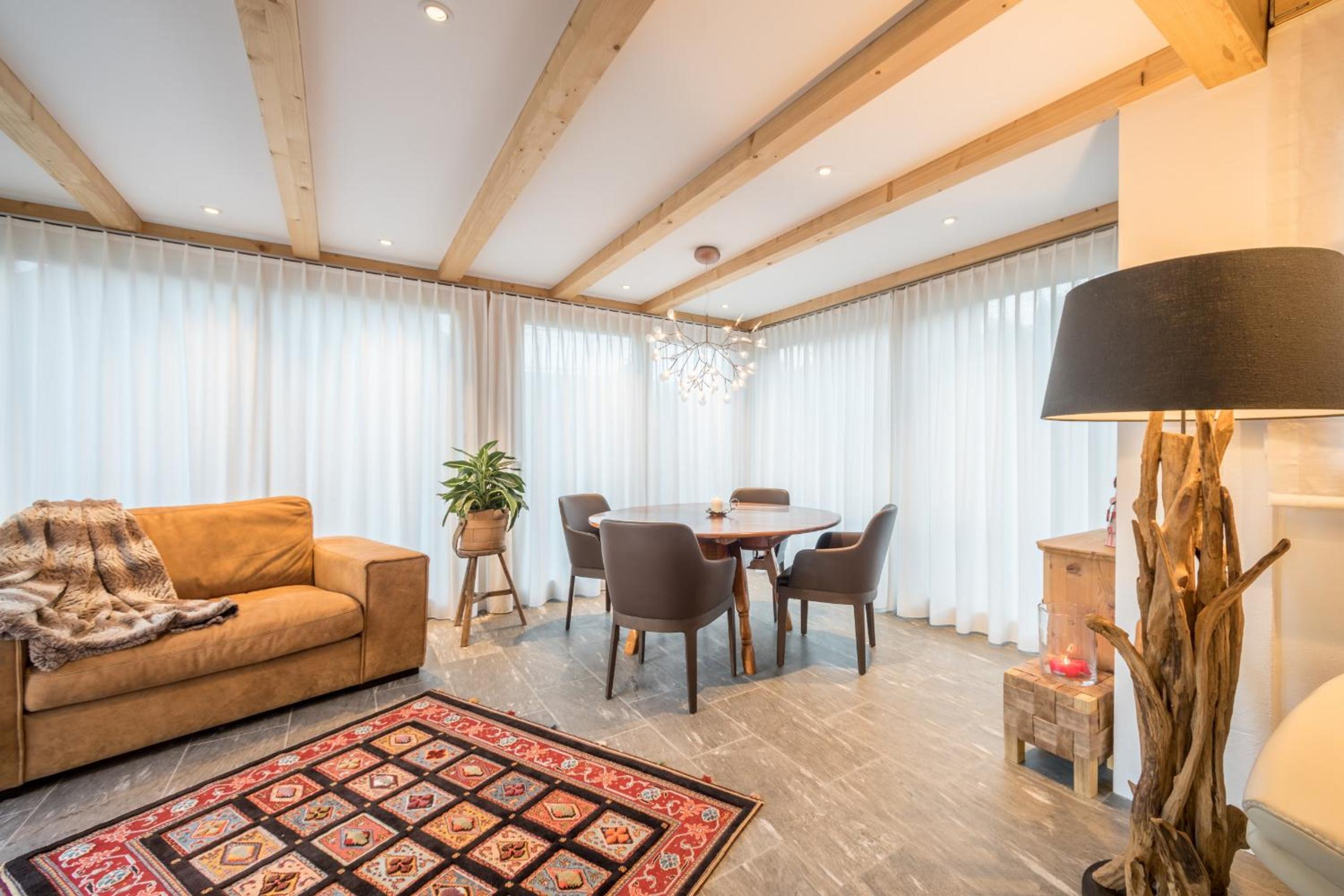 Chalet photo 2