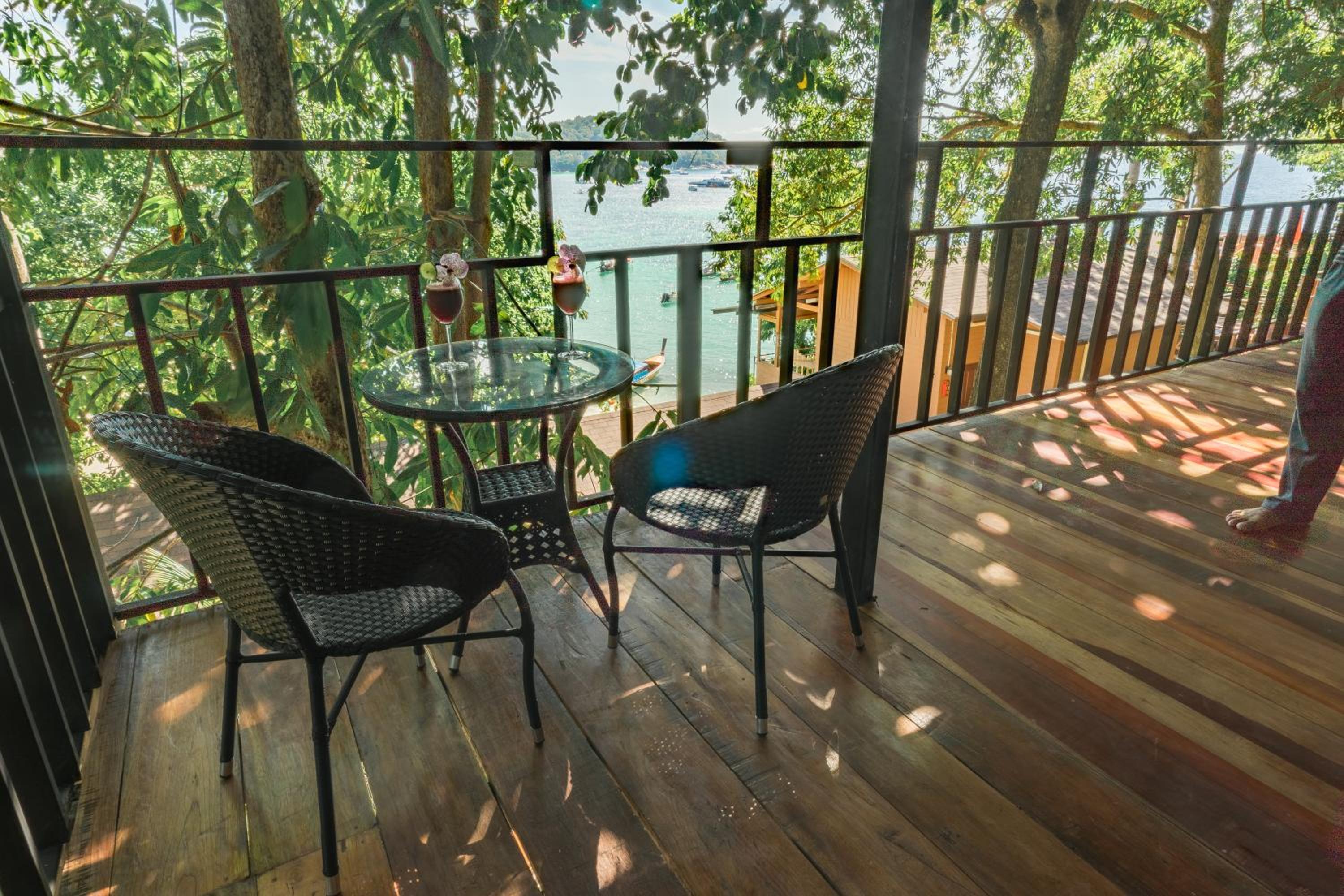Family Room with Sea View photo 3
