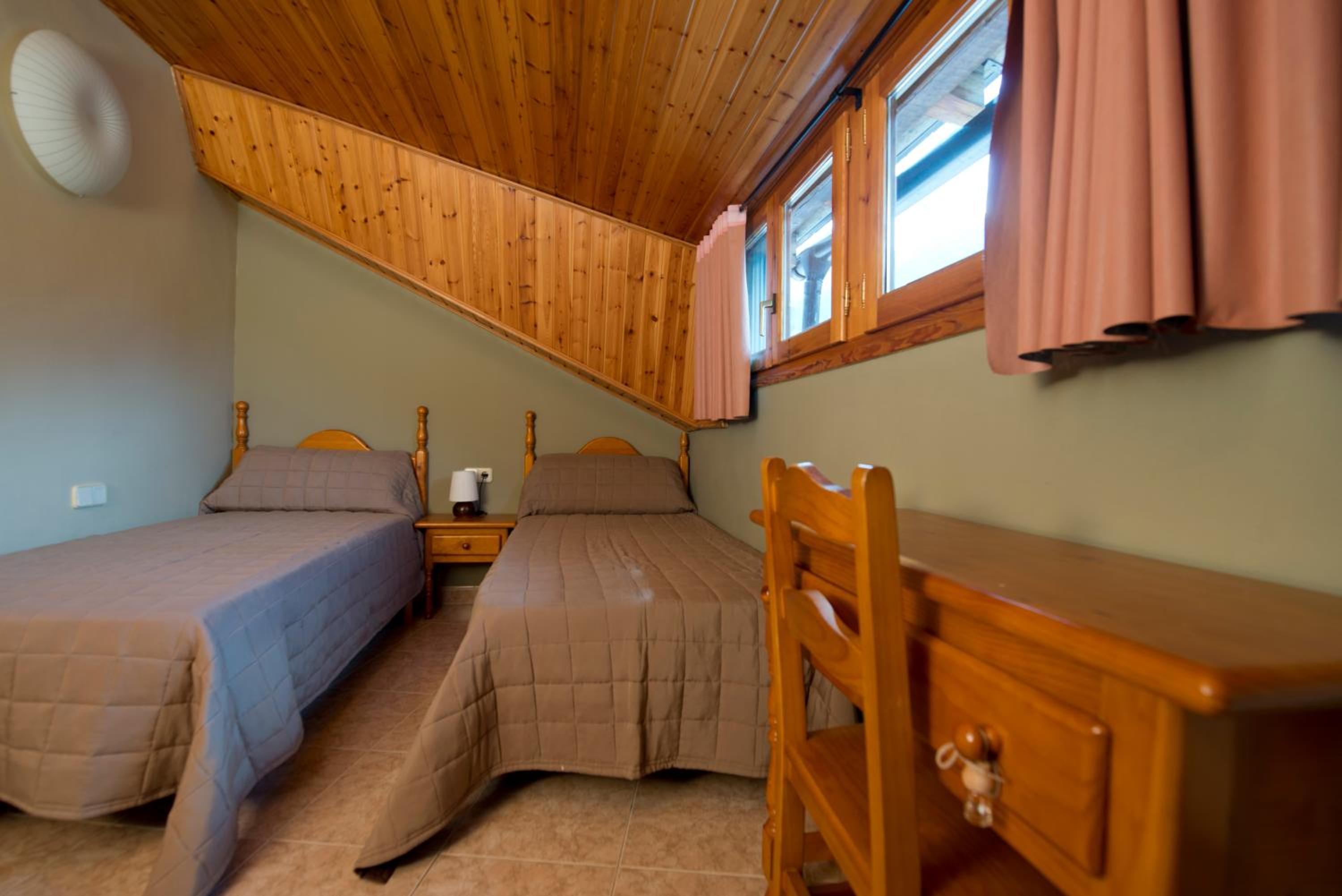 Basic Triple Room - Photo 5