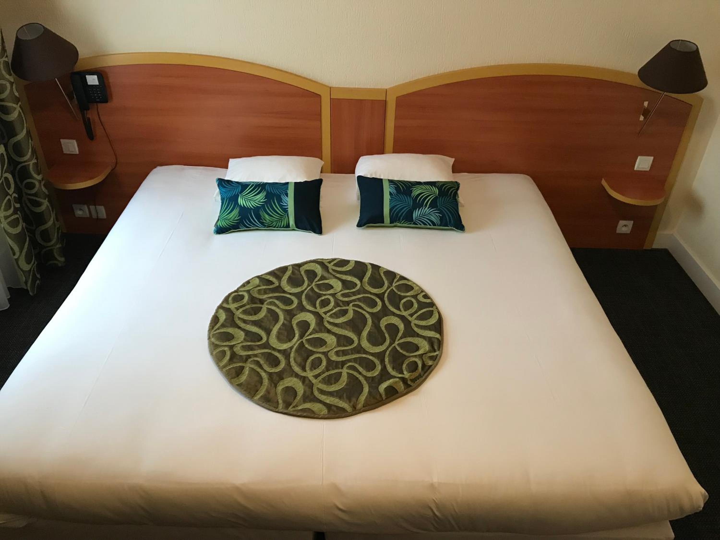 Double Room - Photo 9