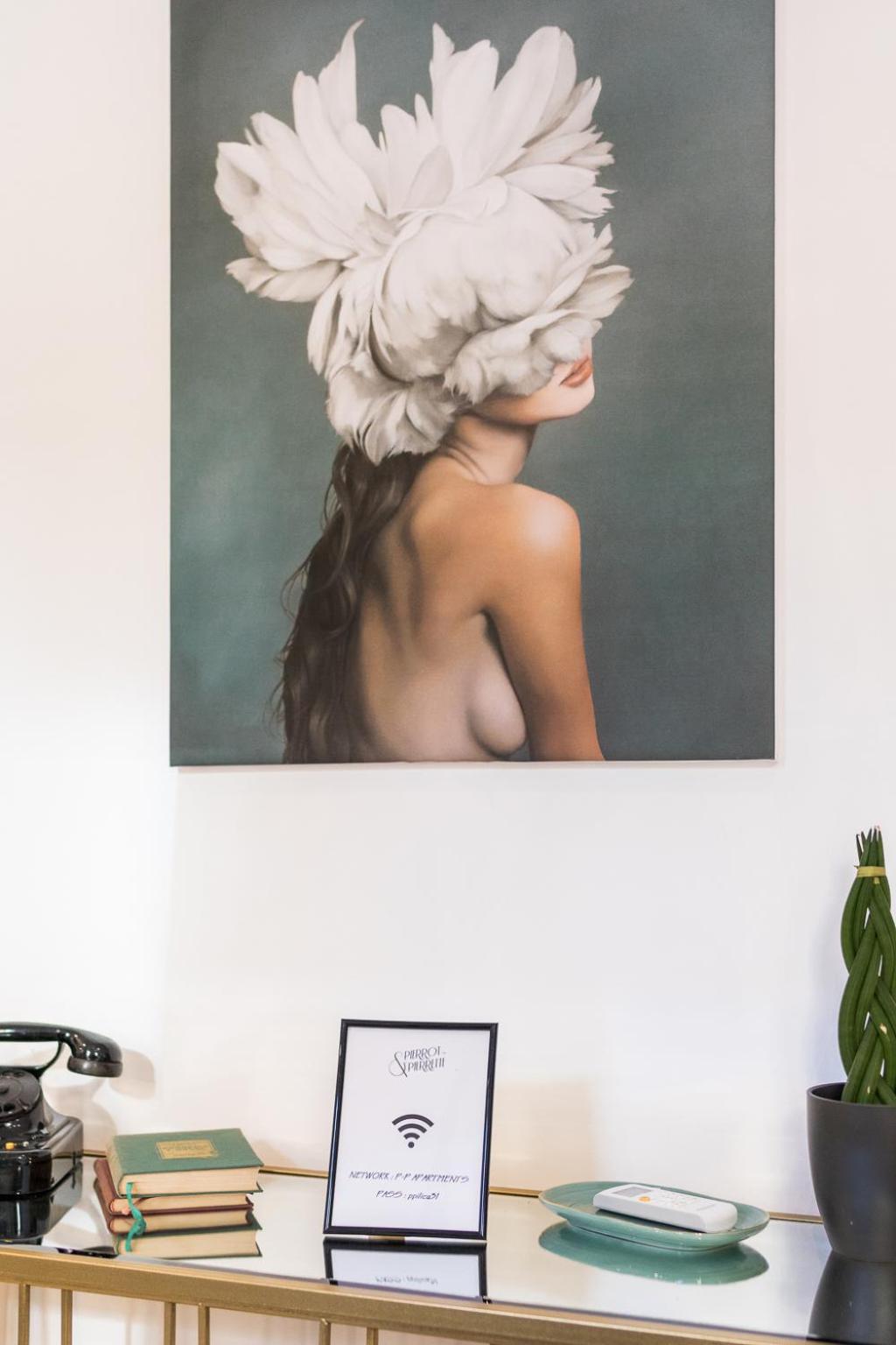 Studio Apartment - Photo 18