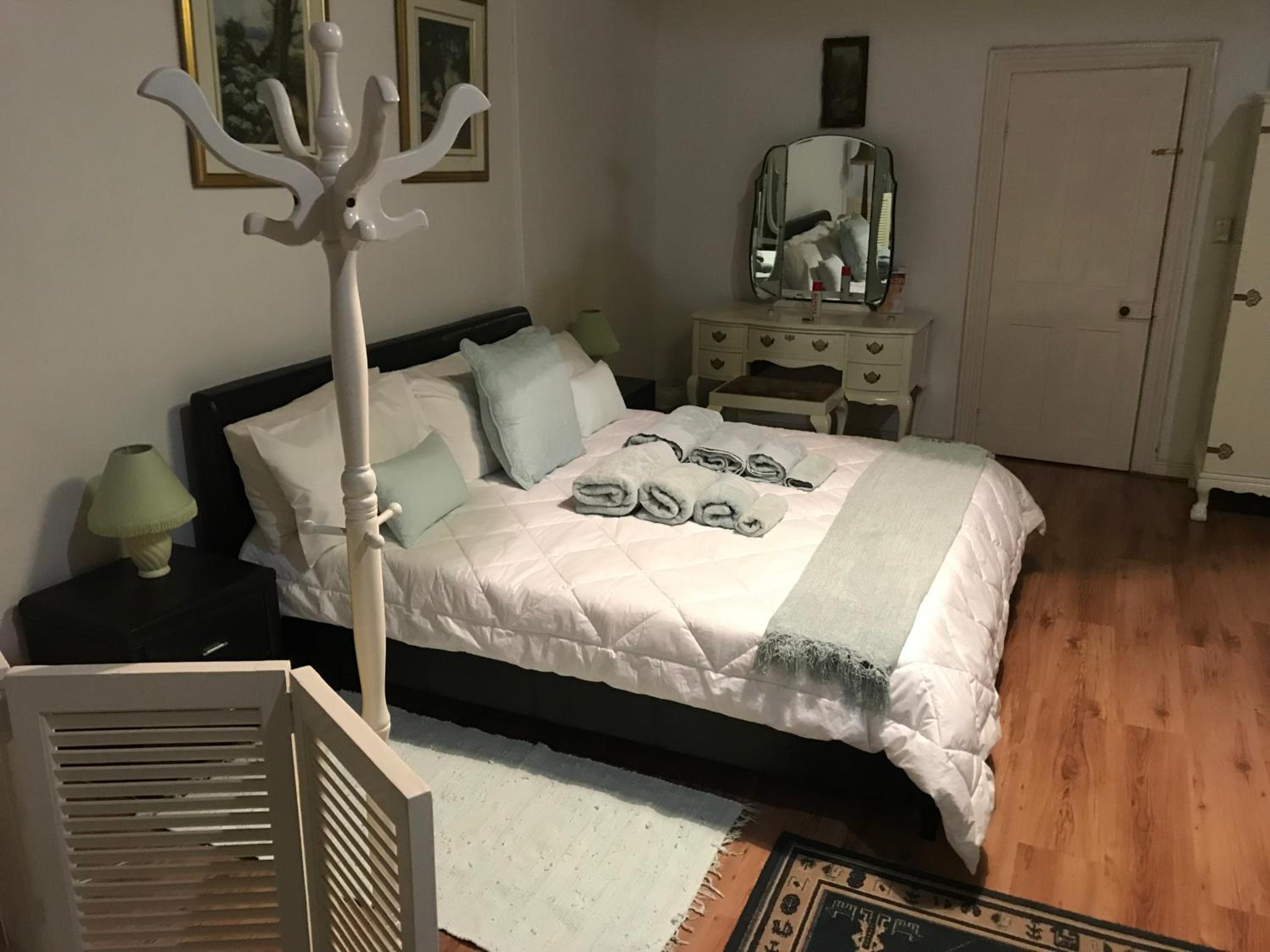Deluxe Double Room with Balcony - Photo 3