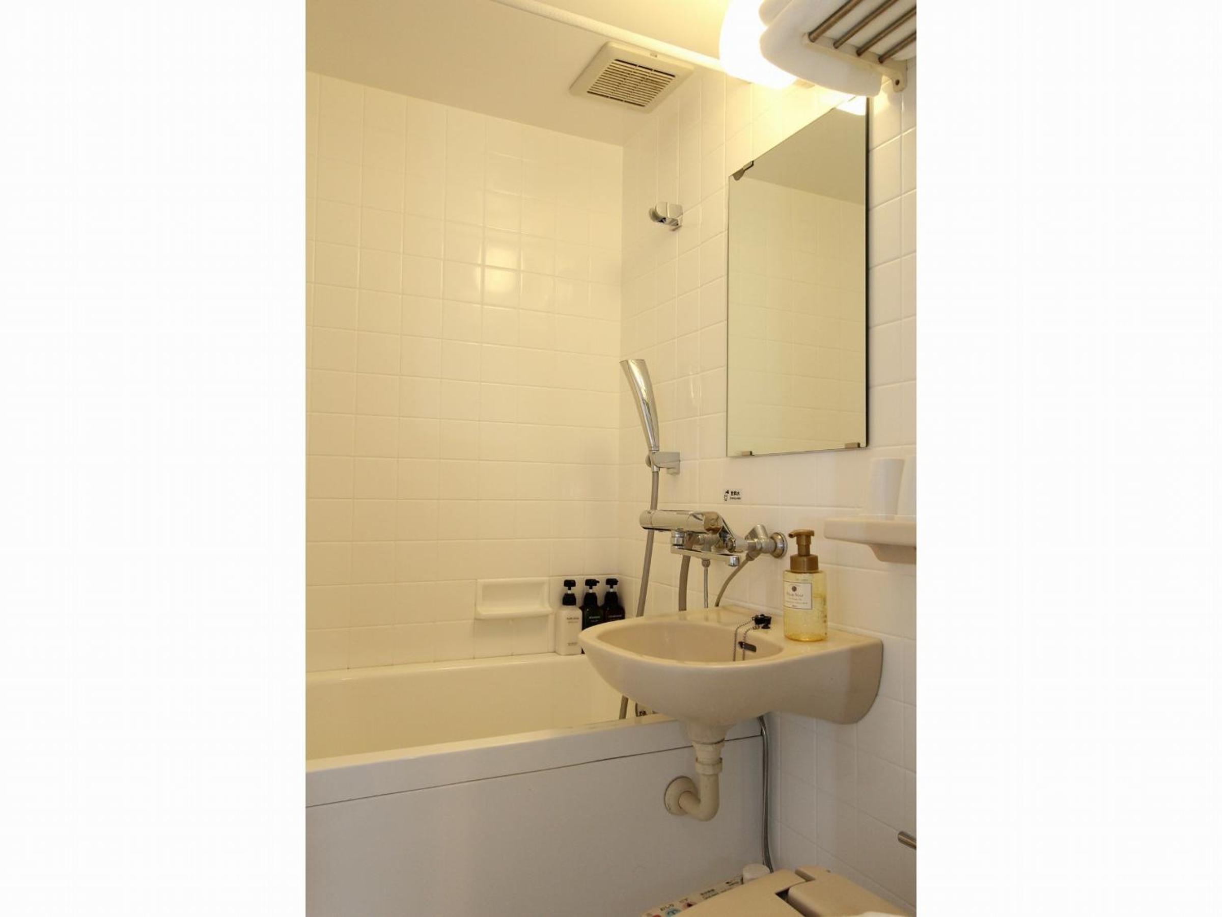 Single Room - Non-Smoking photo 3