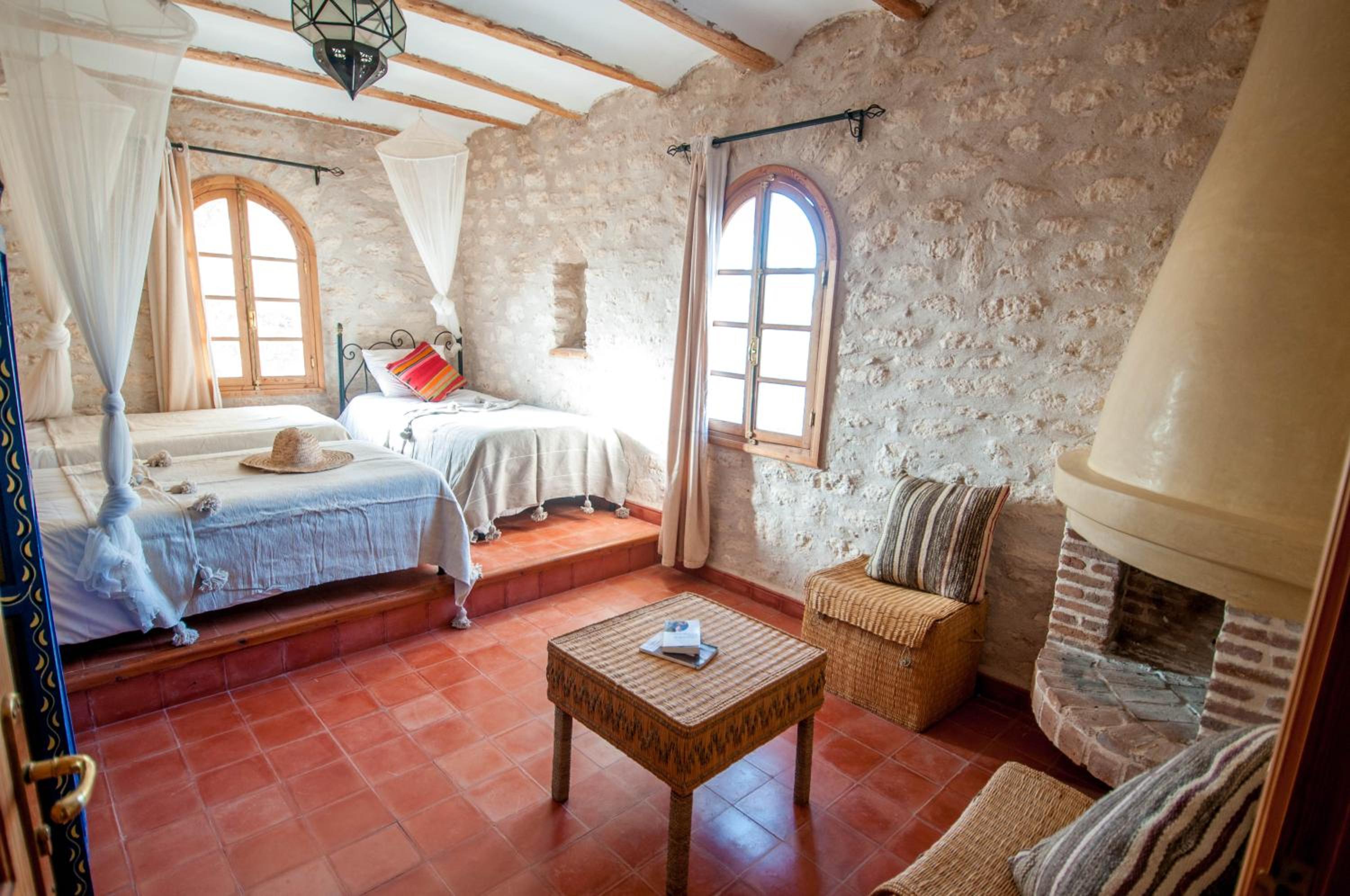 Three-Bedroom Villa - Photo 12