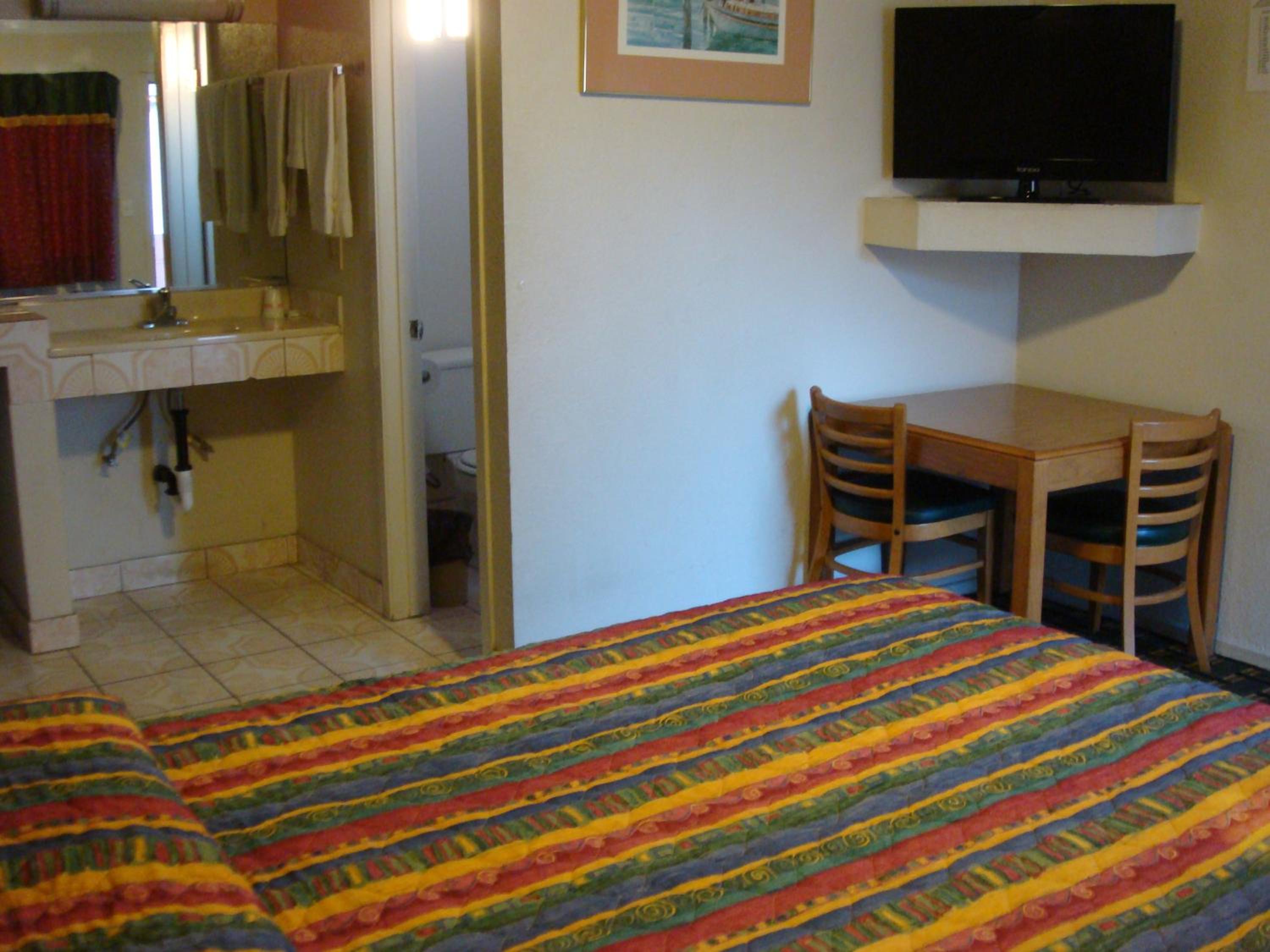 Queen Room - Photo 1