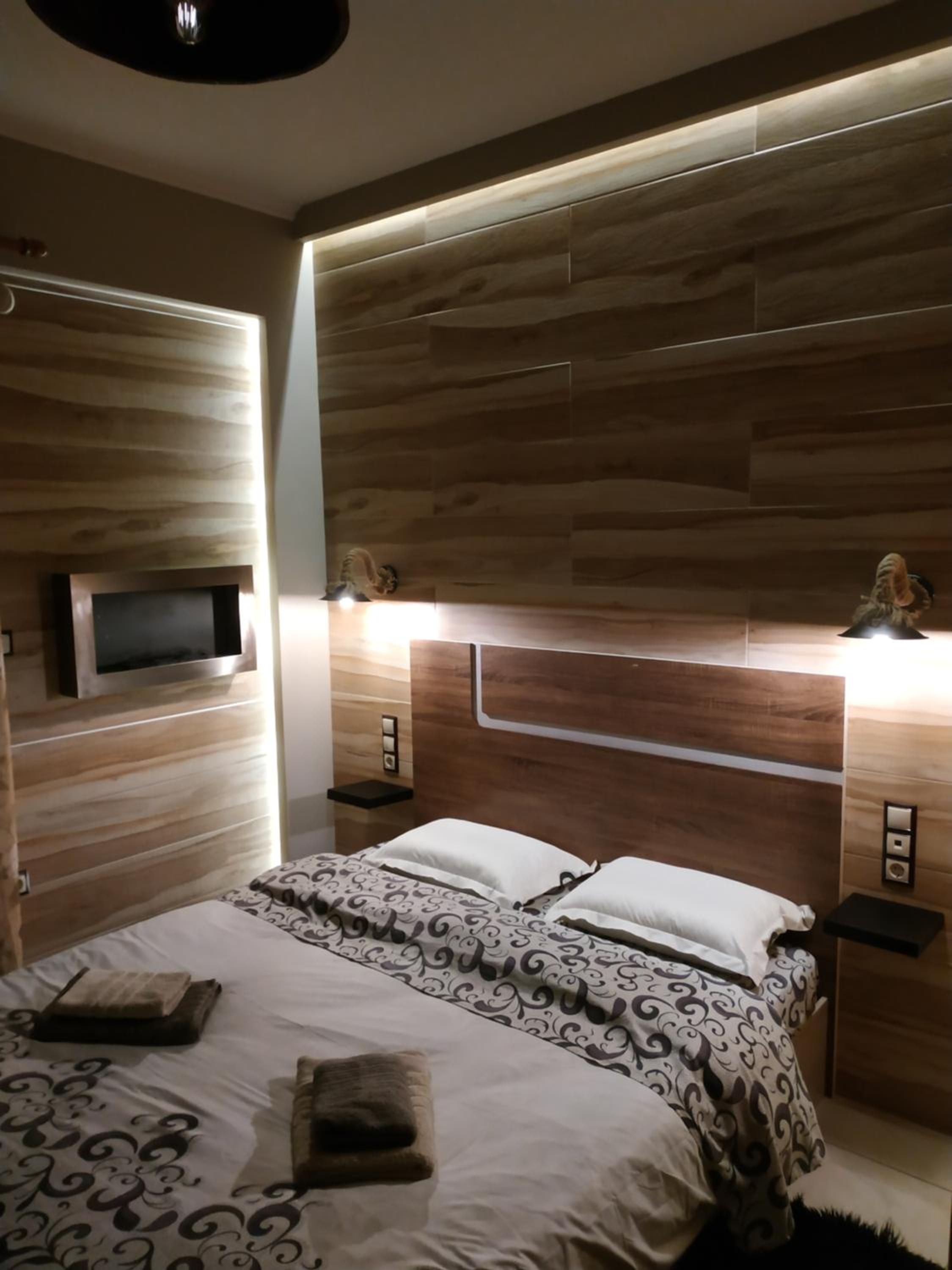 Studio Apartment photo 1