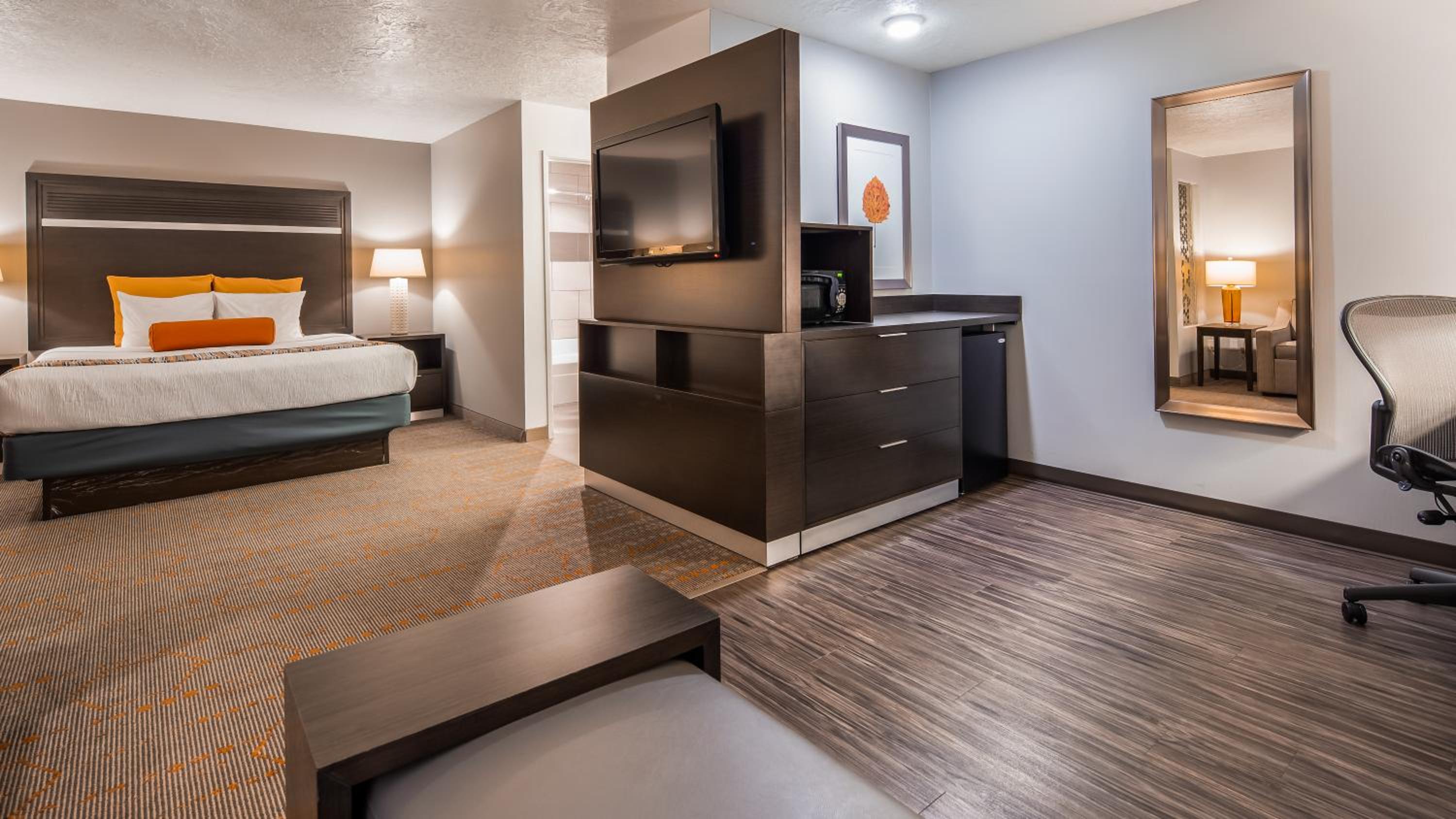 Corner Suite with Two King Beds and Balcony - Non-Smoking - Photo 1