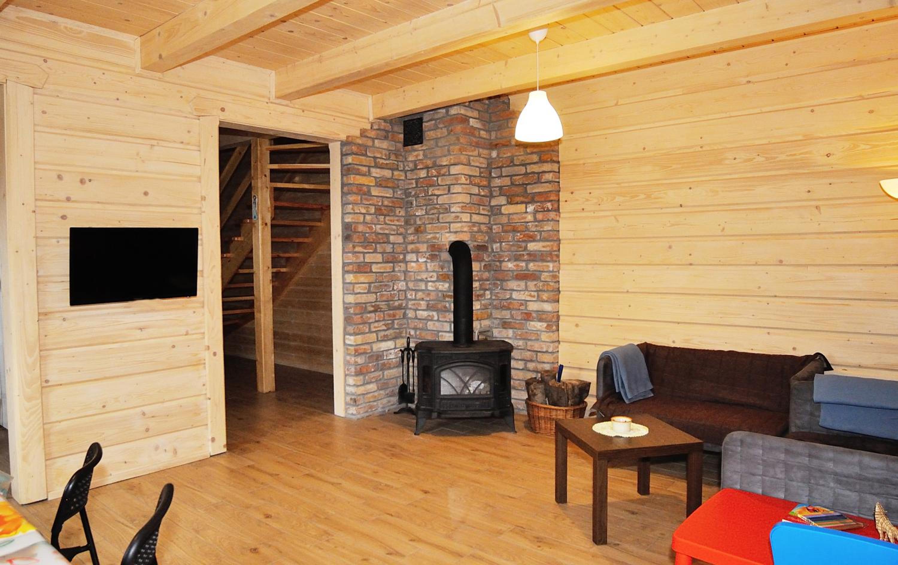 Three-Bedroom House (2) photo 1