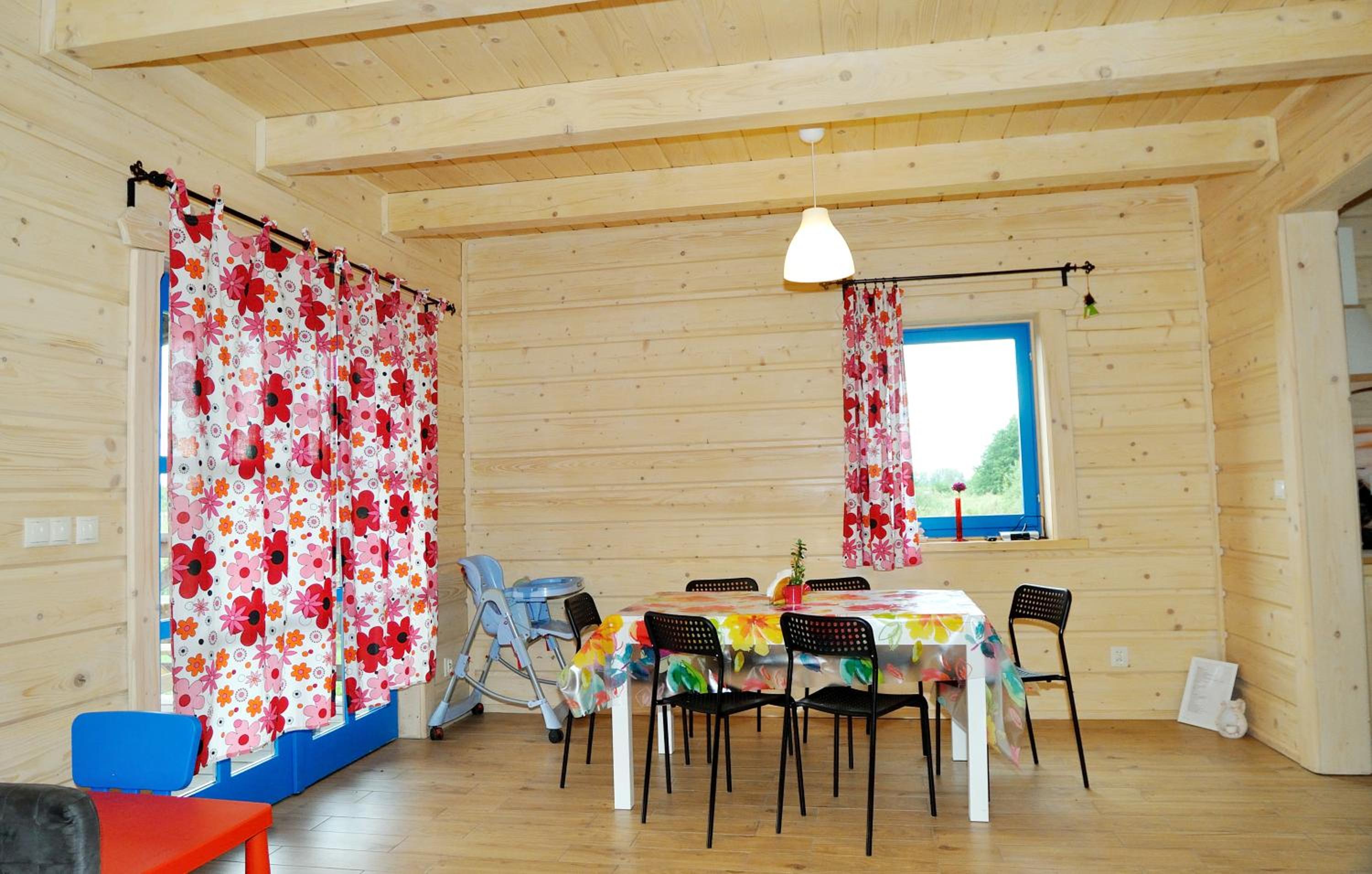 Three-Bedroom House (2) photo 2