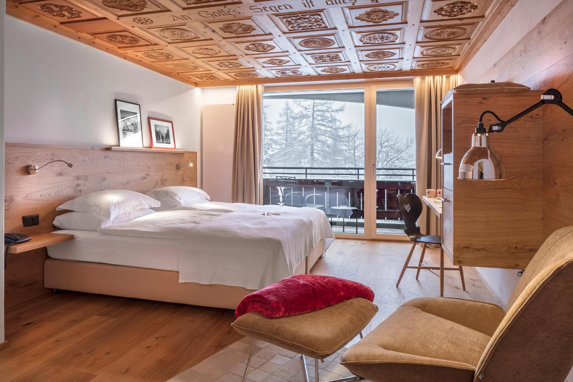 Superior Double Room with Mountain View - Photo 1