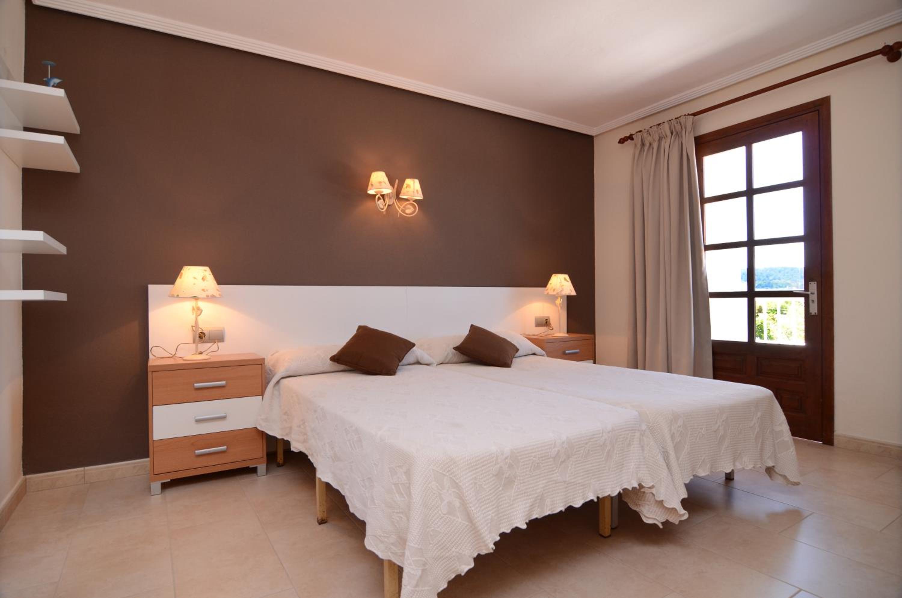 Double or Twin Room photo 2