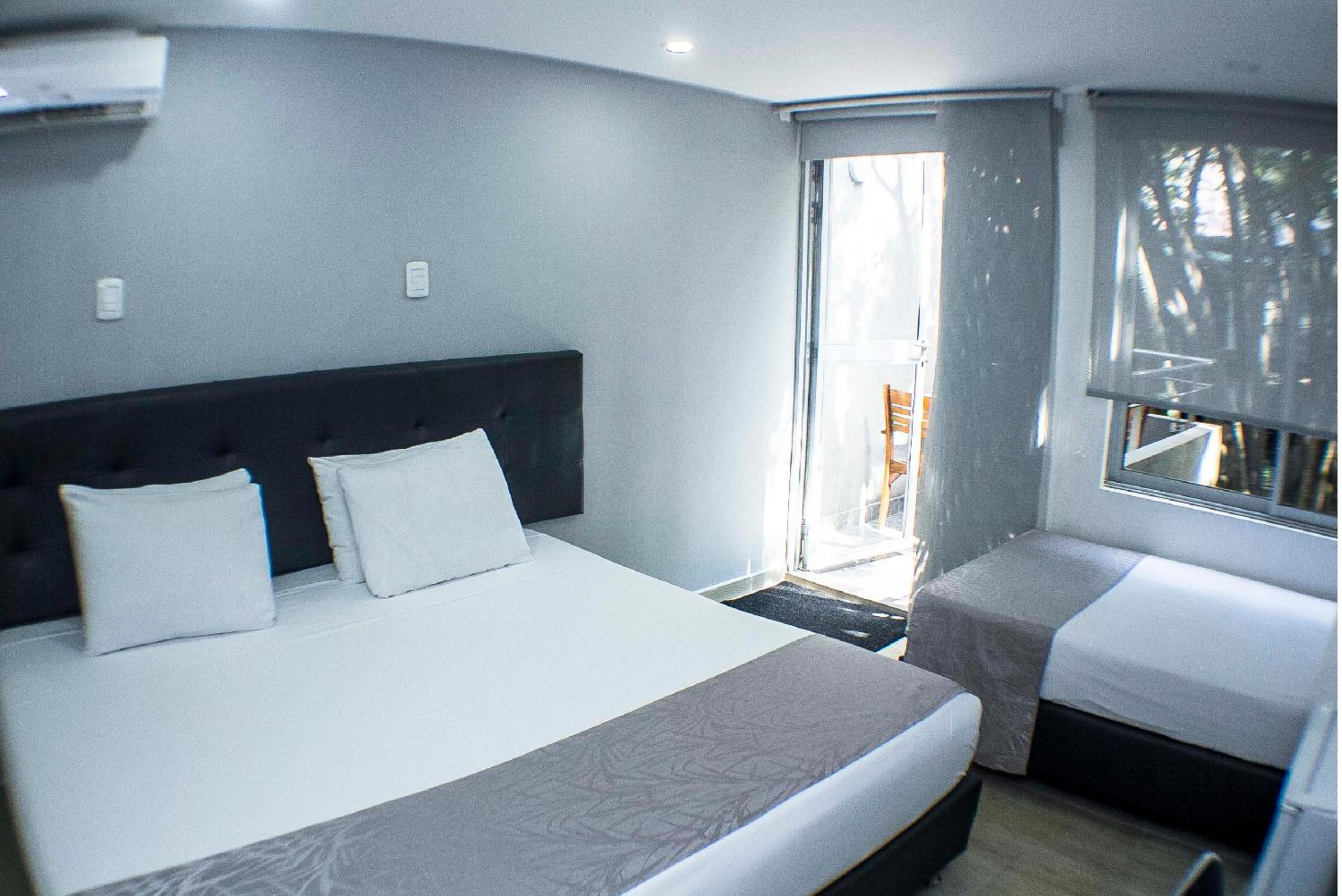 Triple Room with Balcony