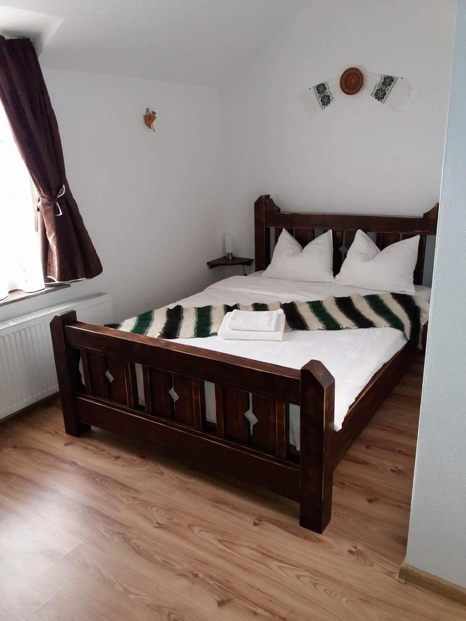 Double Room - Photo 1