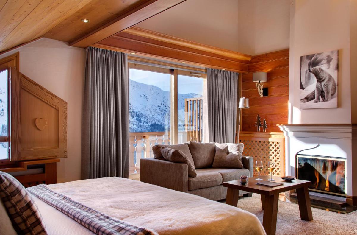 Suite with Fireplace photo 1
