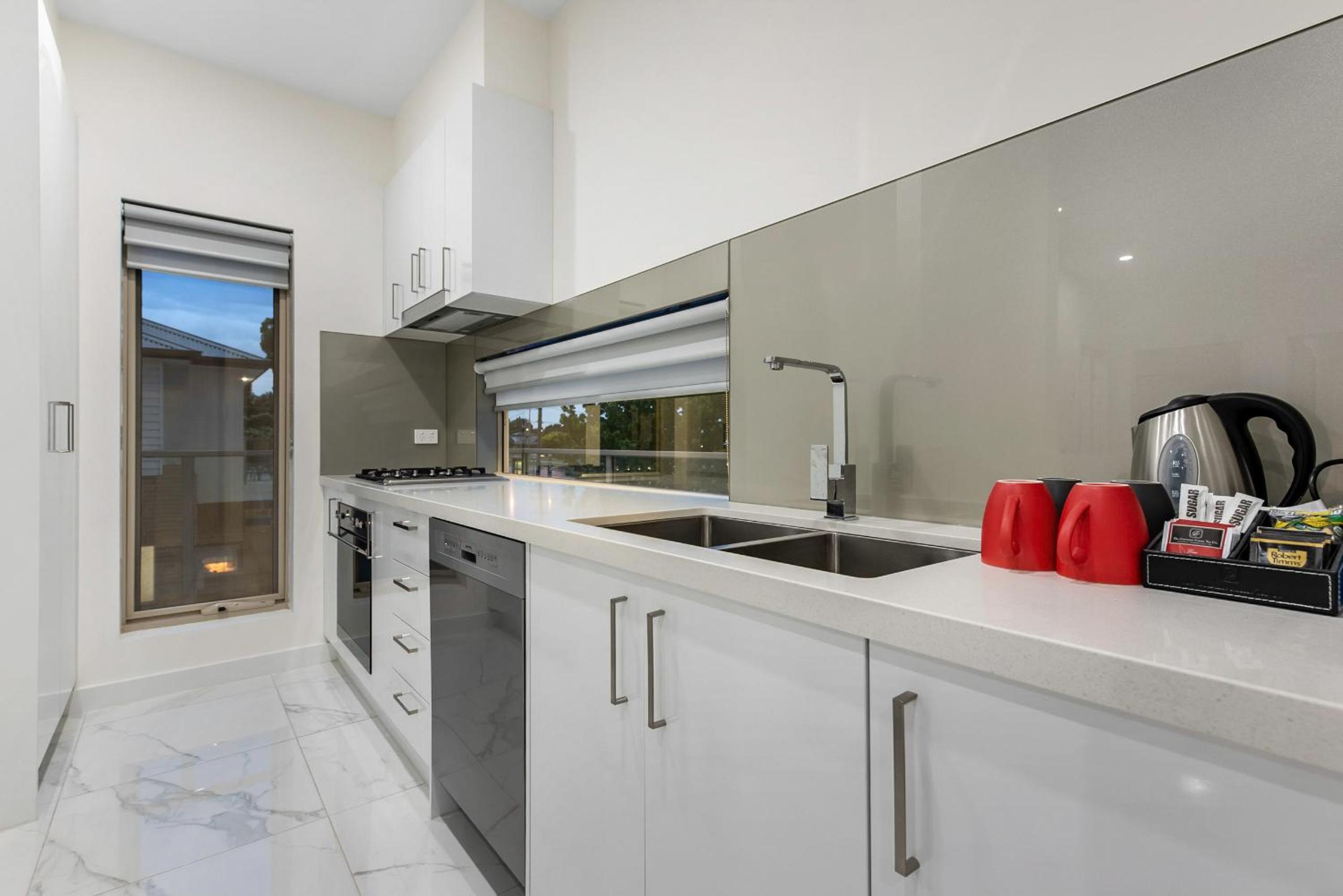 Two-Bedroom Apartment - Photo 2