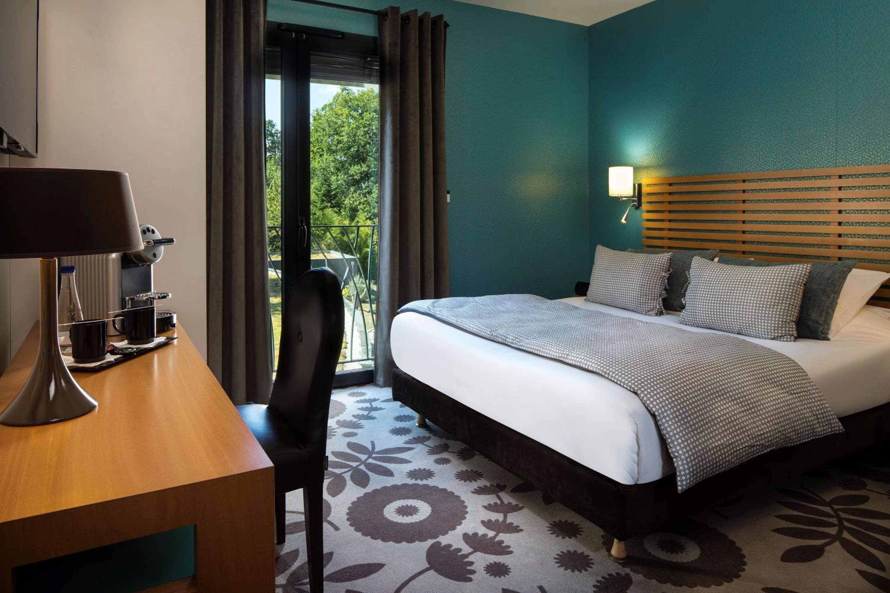 Prestige Queen Room