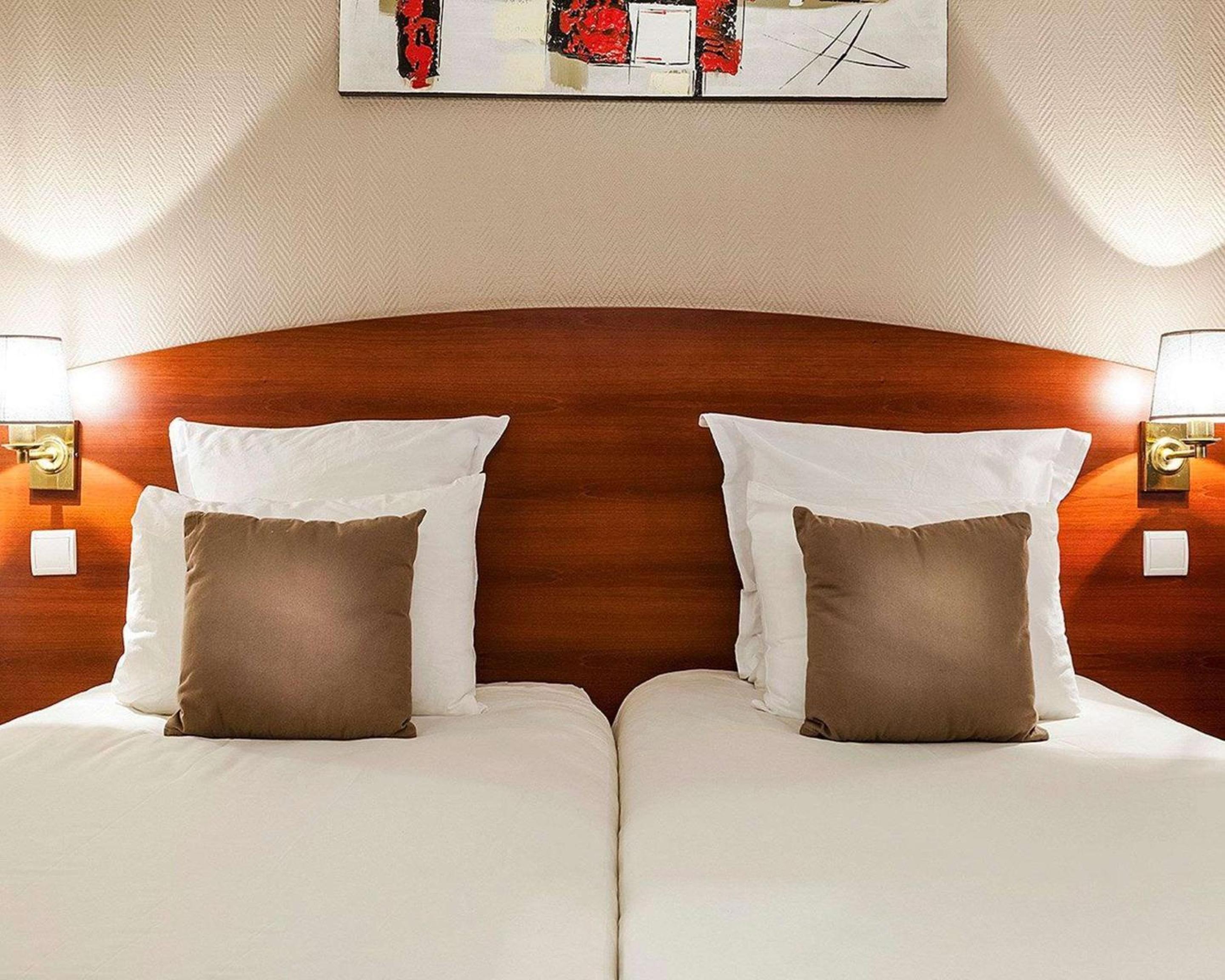Twin Room with Air Conditioning - Non Smoking - Photo 6