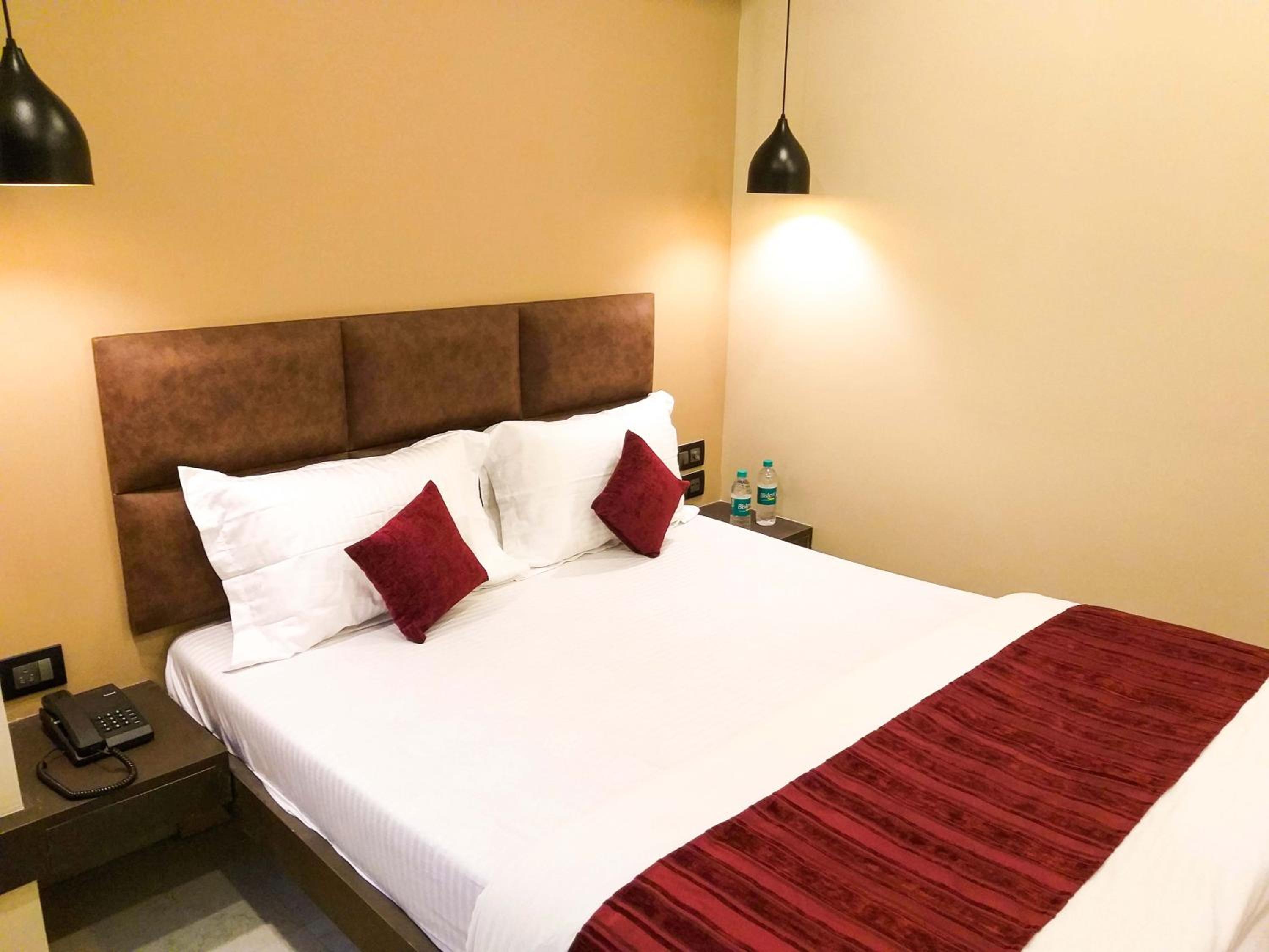 Deluxe Double Room - Photo 6