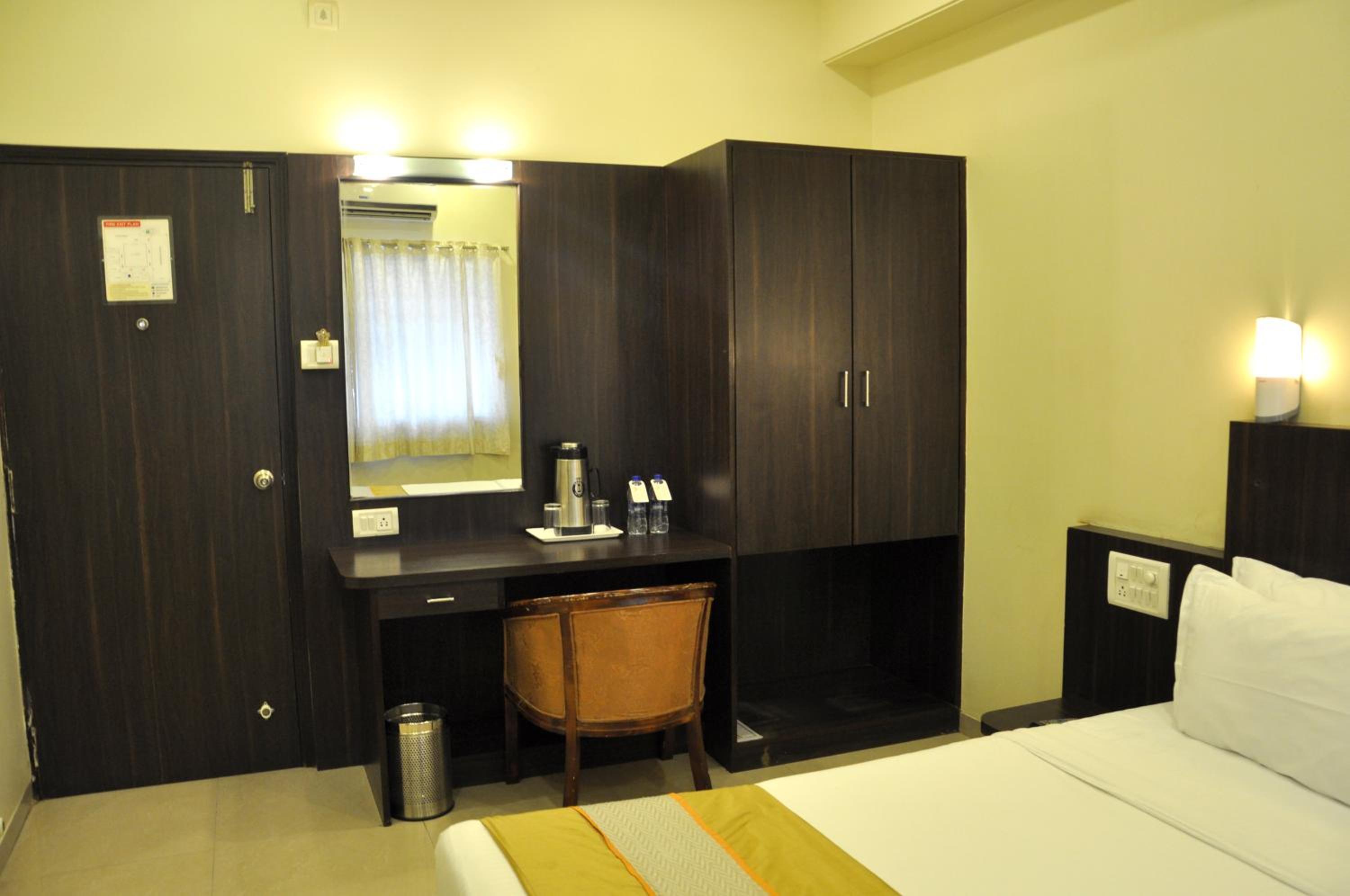 Superior Double Room - Photo 8