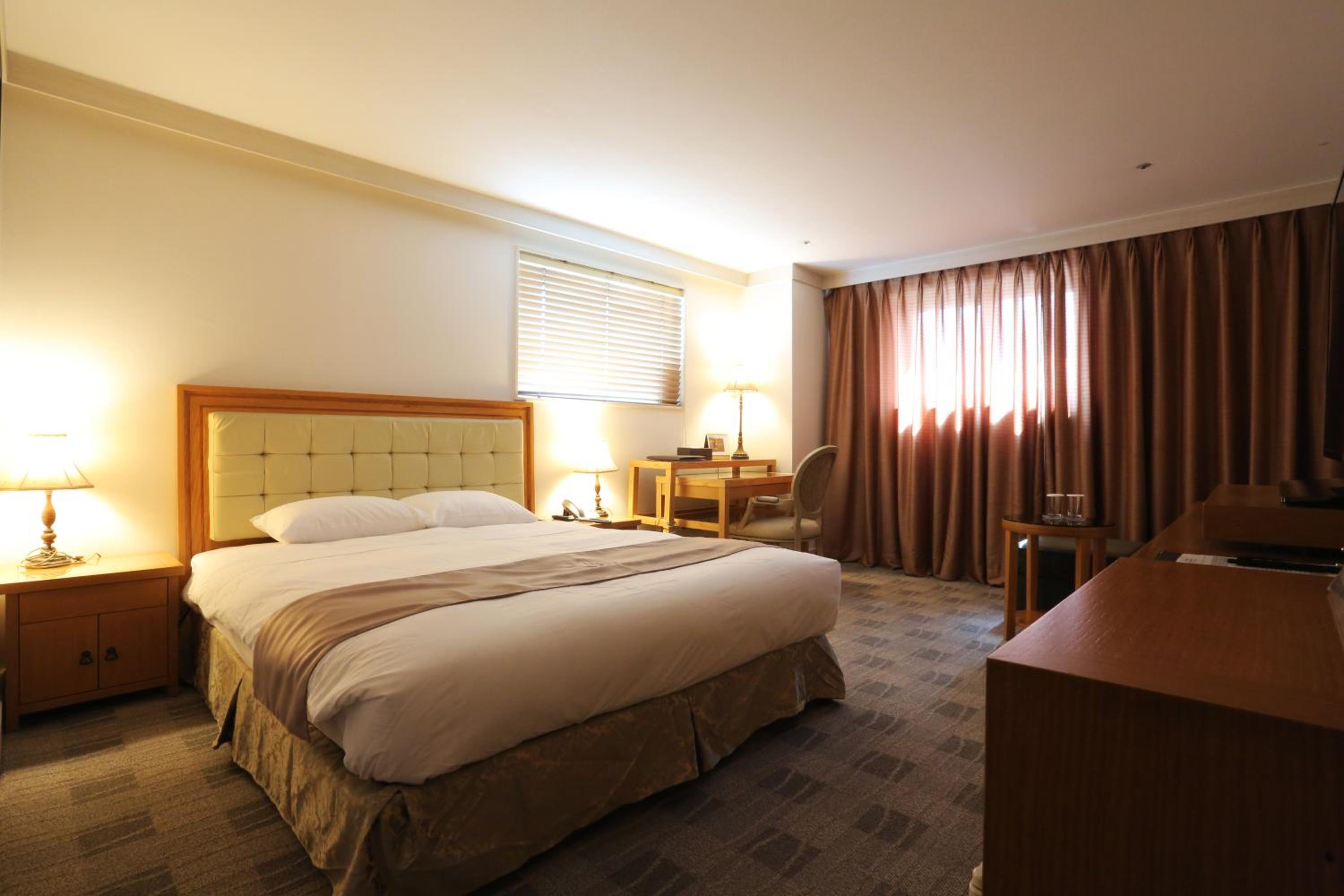 Deluxe Double Room - Photo 1
