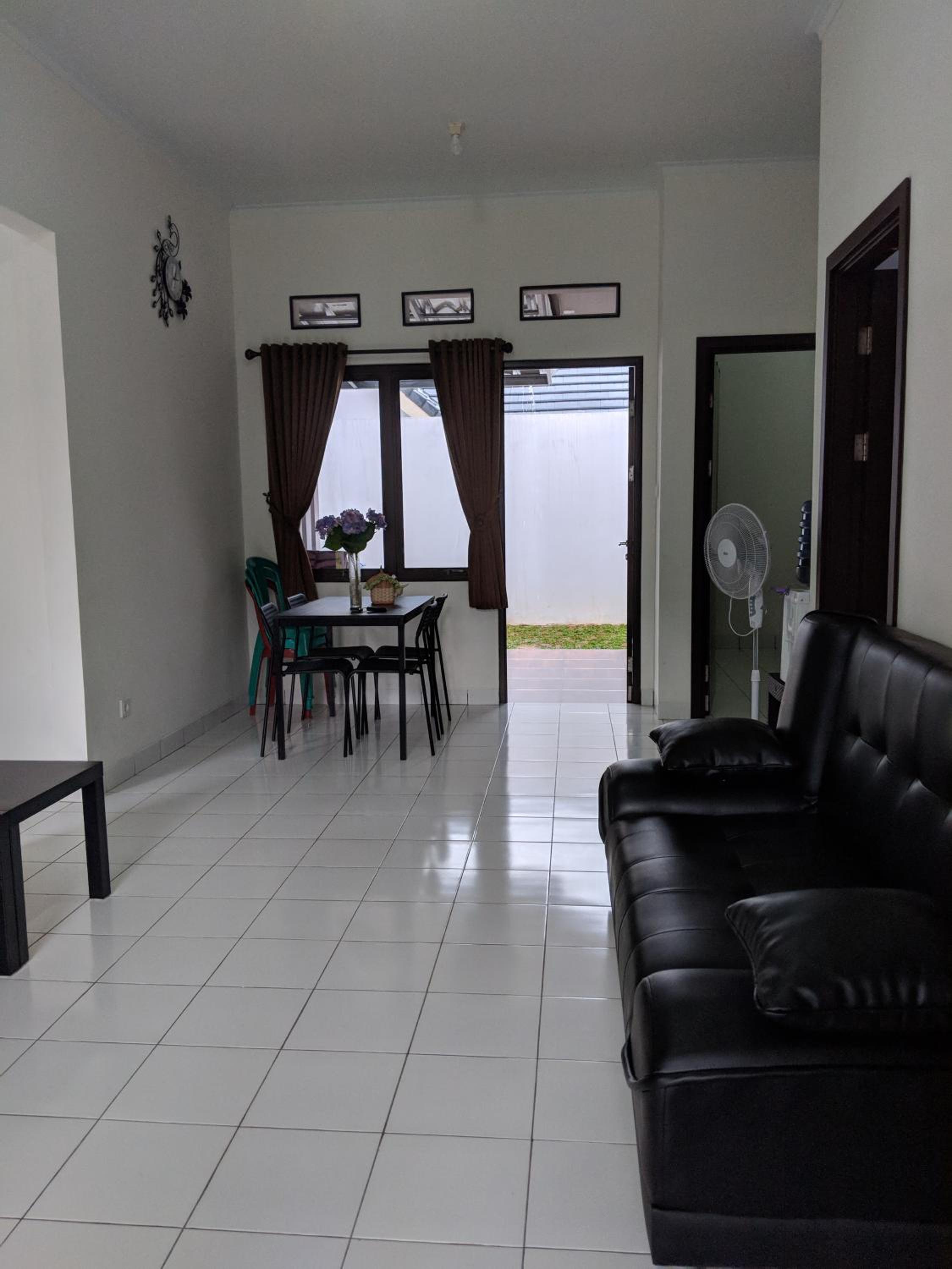 Two-Bedroom House - Photo 41