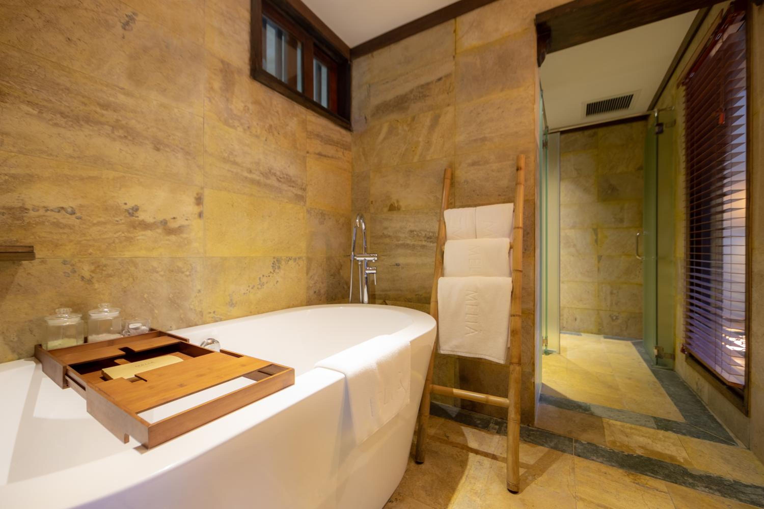 Junior Suite thumbnail 5