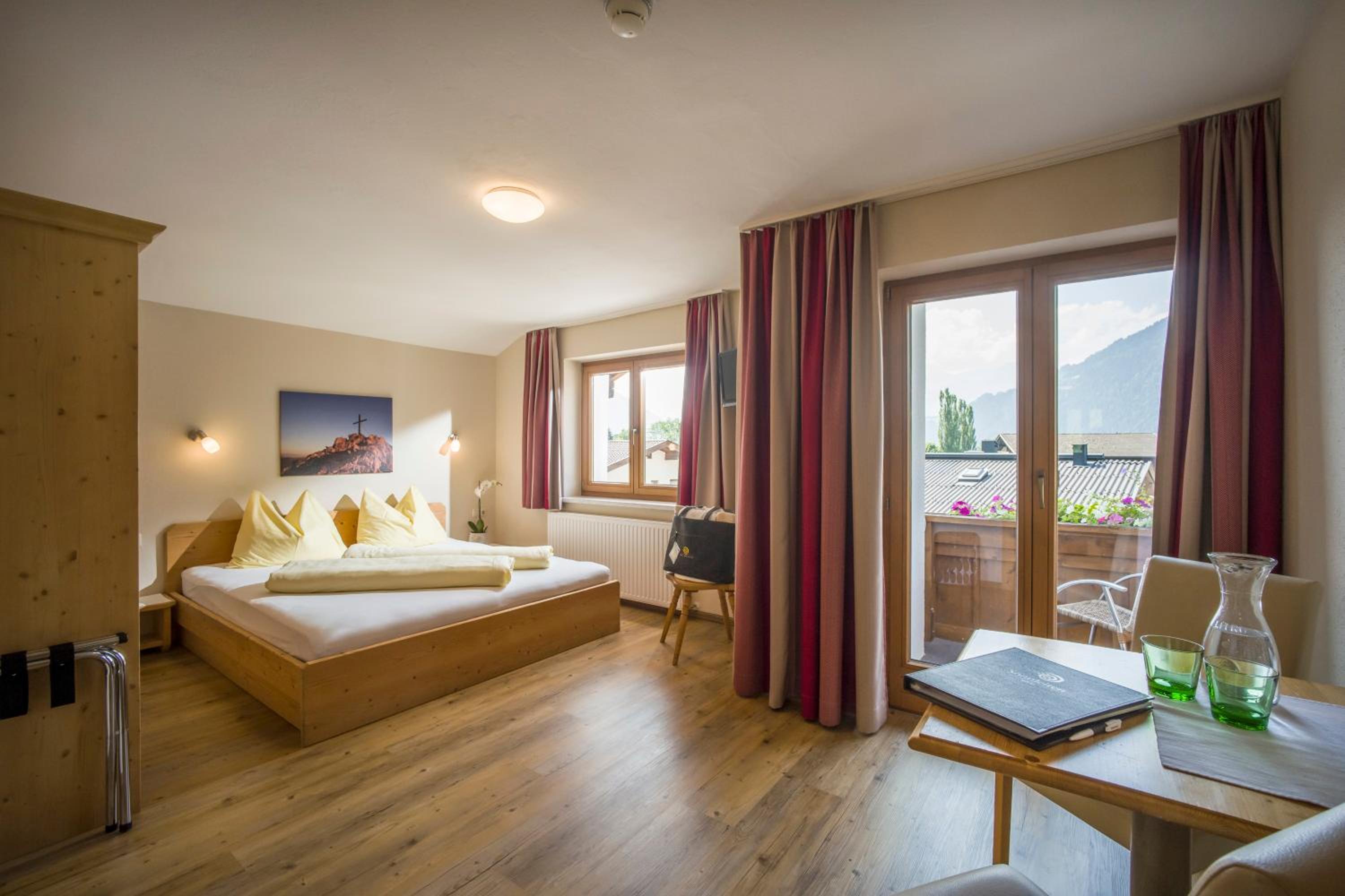 Double Room with Balcony photo 1
