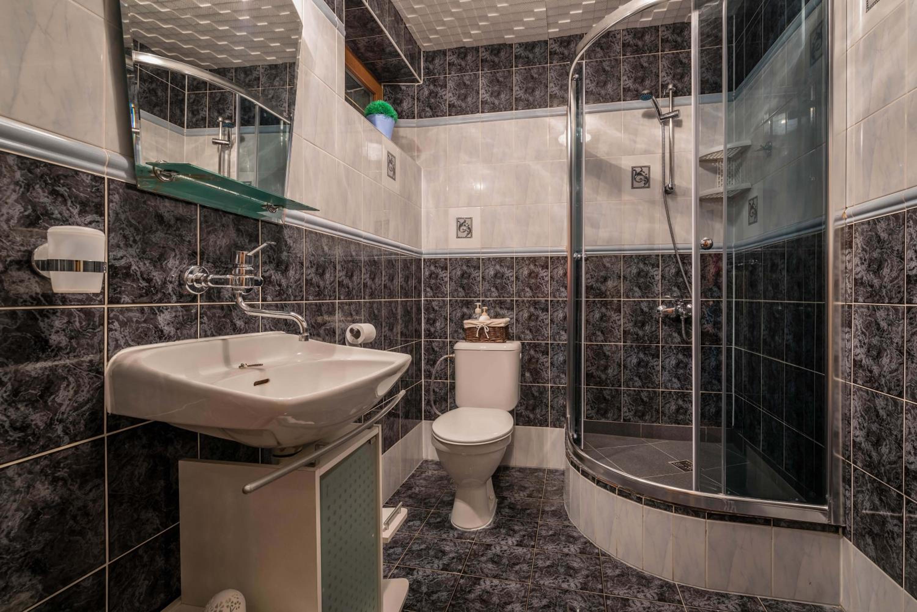 Double or Twin Room with Balcony photo 2