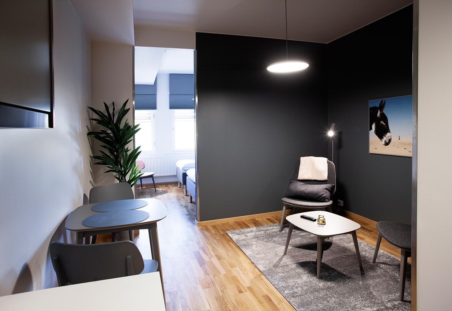 Studio Twin with Kitchenette