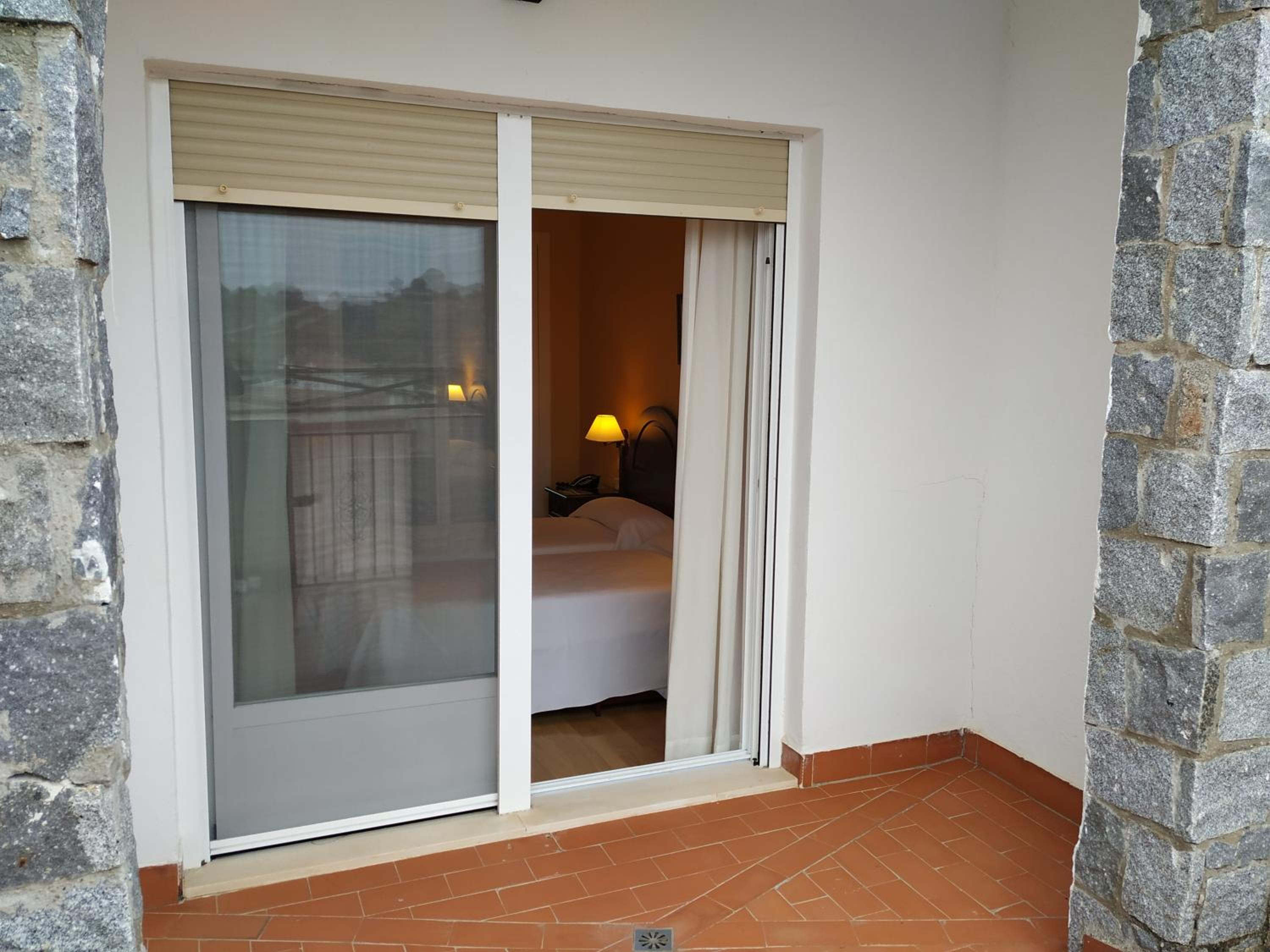 Single Room with Private Bathroom photo 3