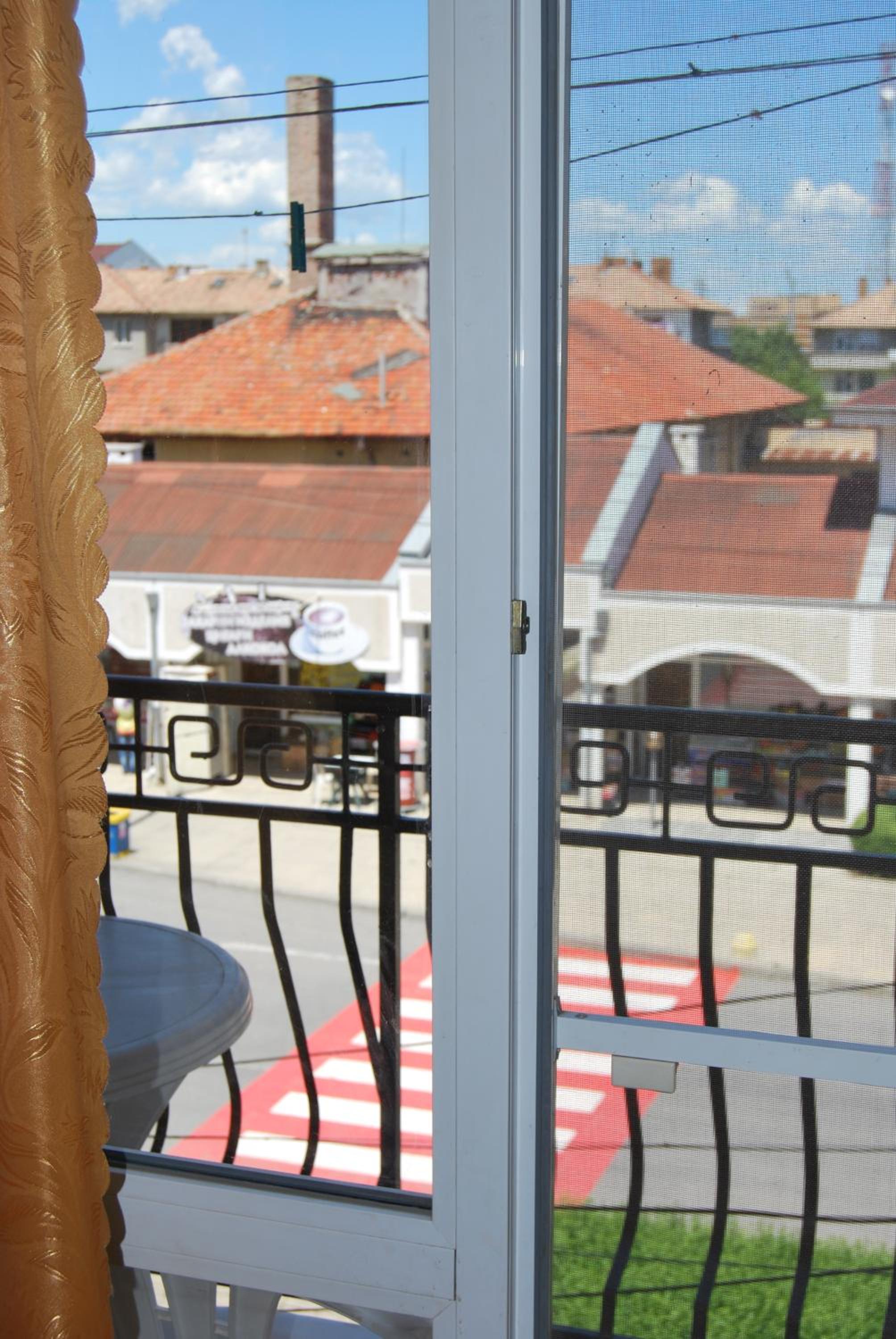 Two-Bedroom Suite with Balcony - Photo 11