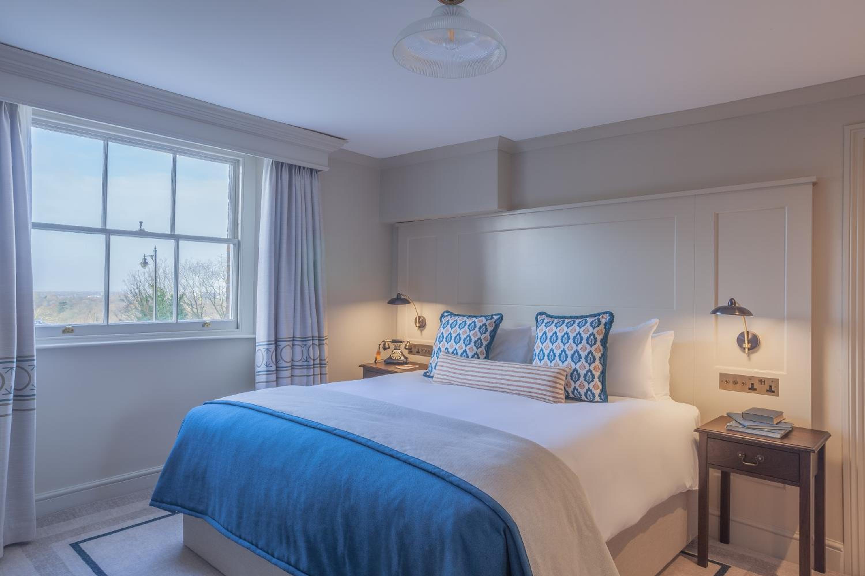 Georgian Junior Suite - Photo 1
