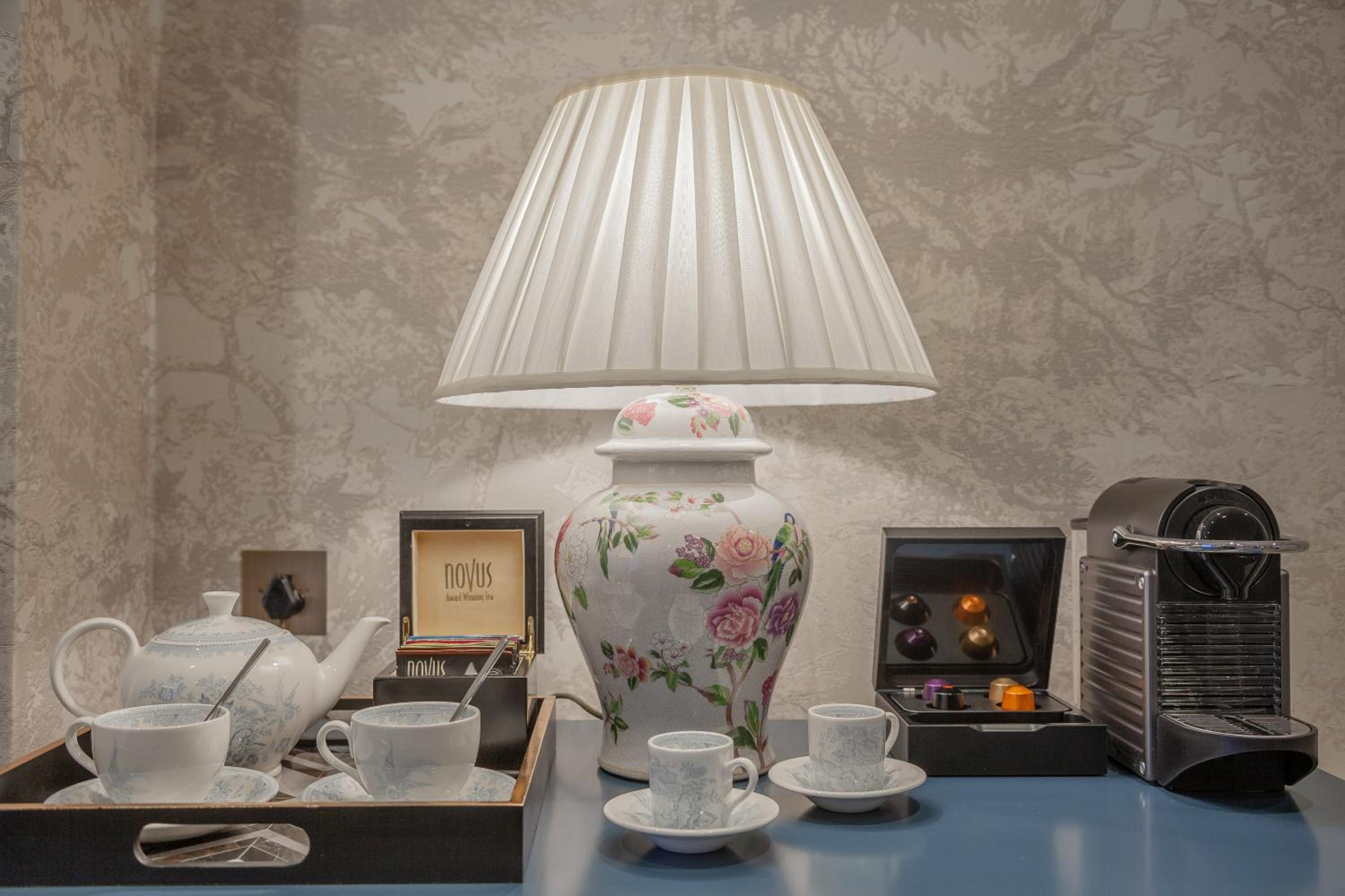 Georgian Suite - Photo 13