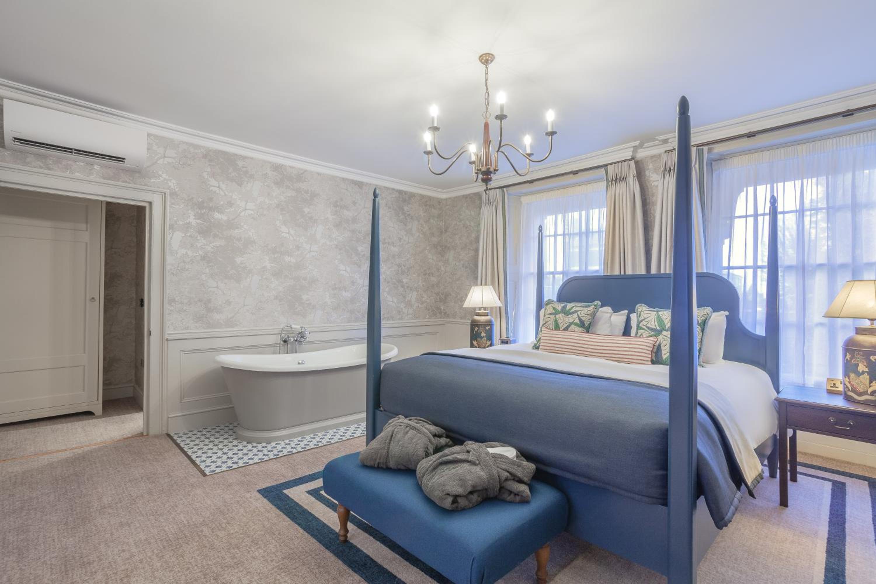Georgian Suite - Photo 9