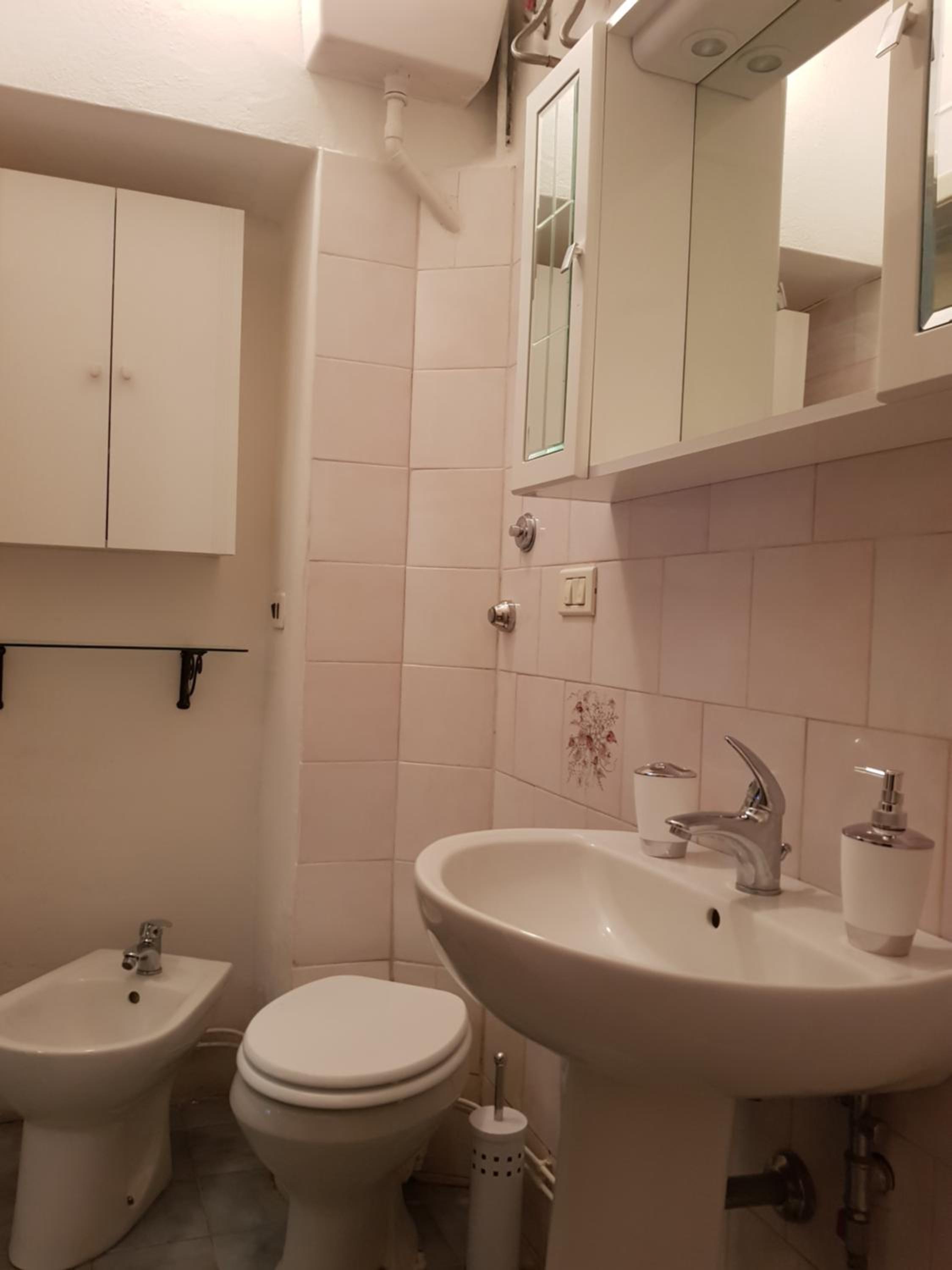 Apartment - Photo 2