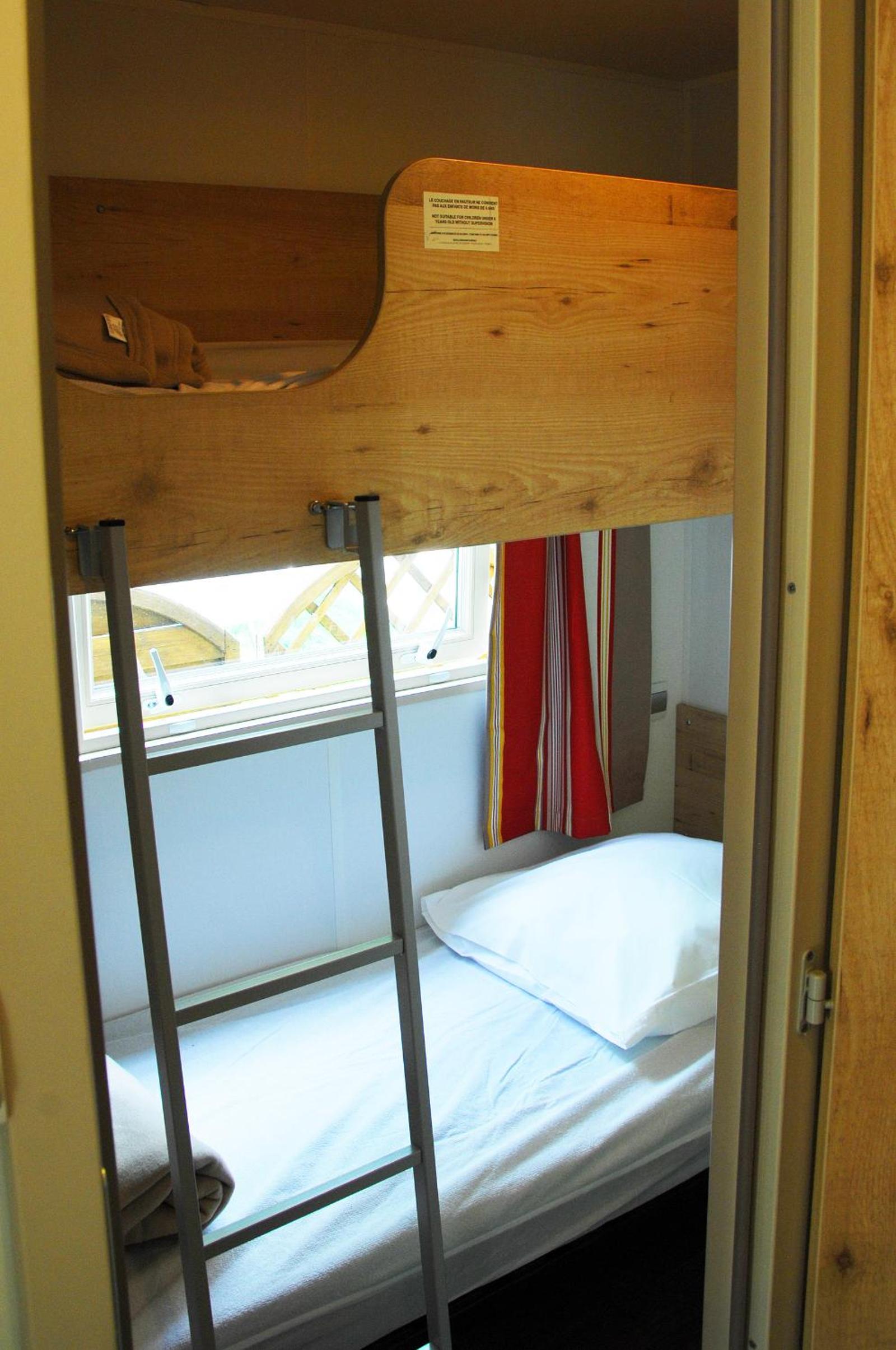 Wooden Caravan (2 Adults + 2 Children) - Photo 15