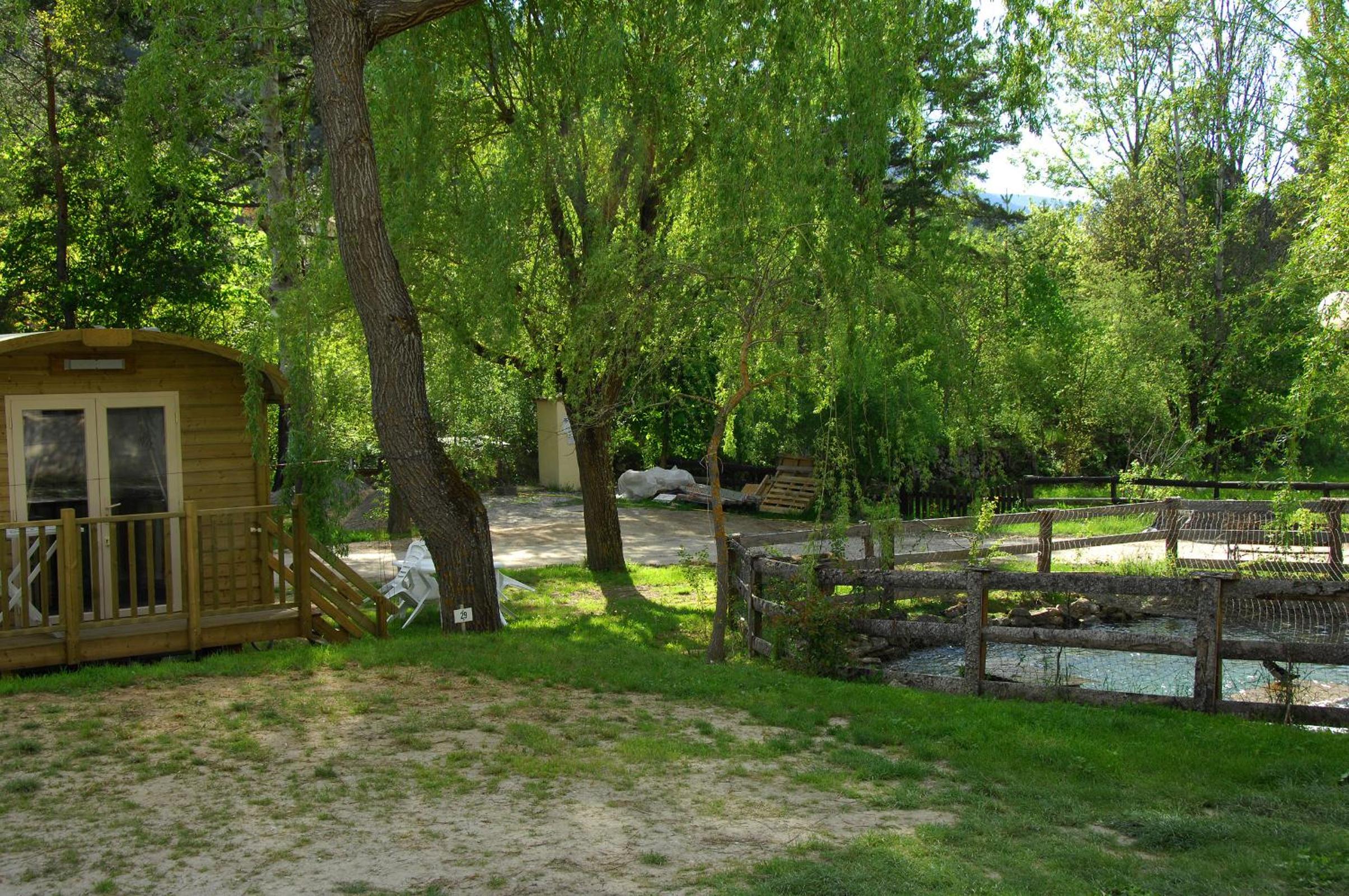 Wooden Caravan (2 Adults + 2 Children) - Photo 7