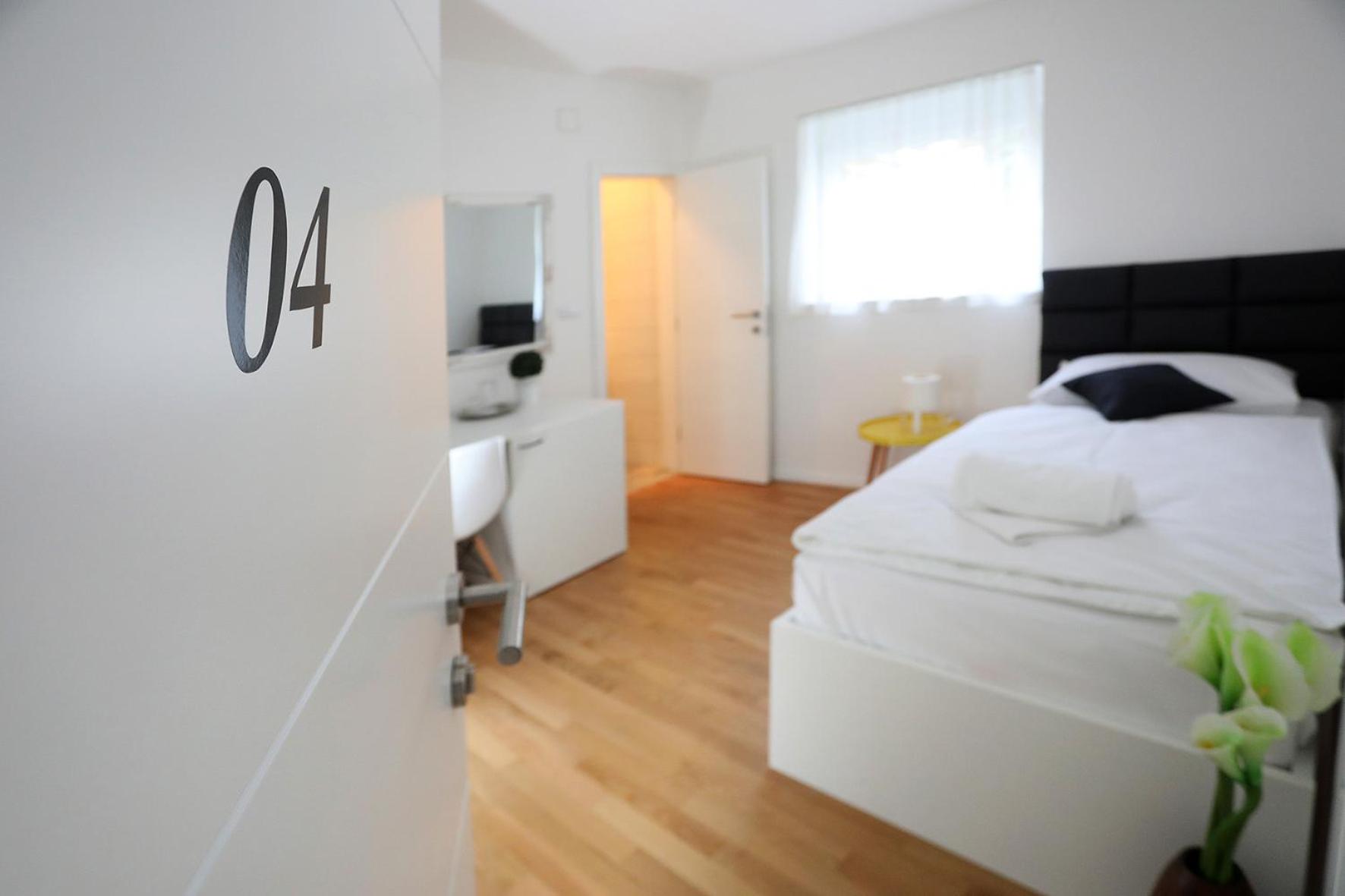 Deluxe Single Room photo 3
