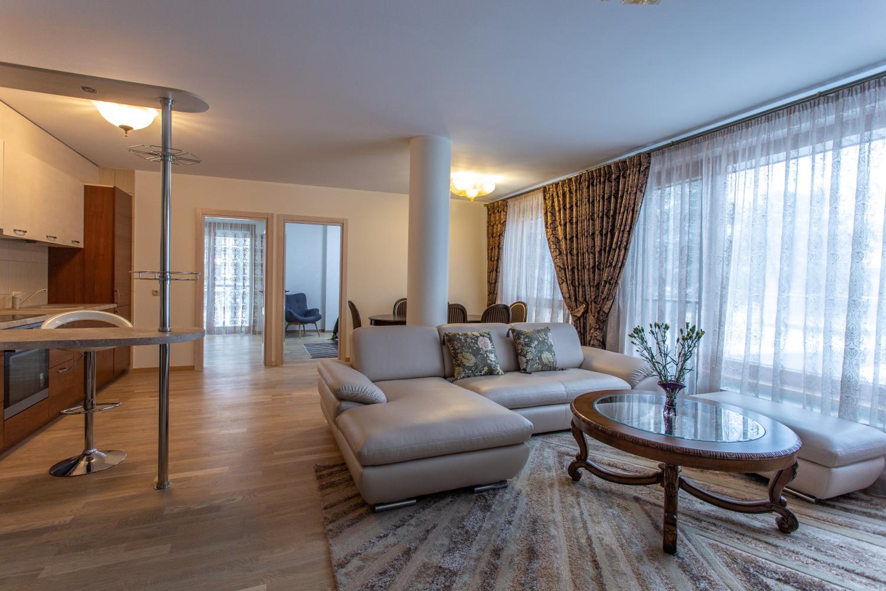 Two-Bedroom Apartment - Photo 30