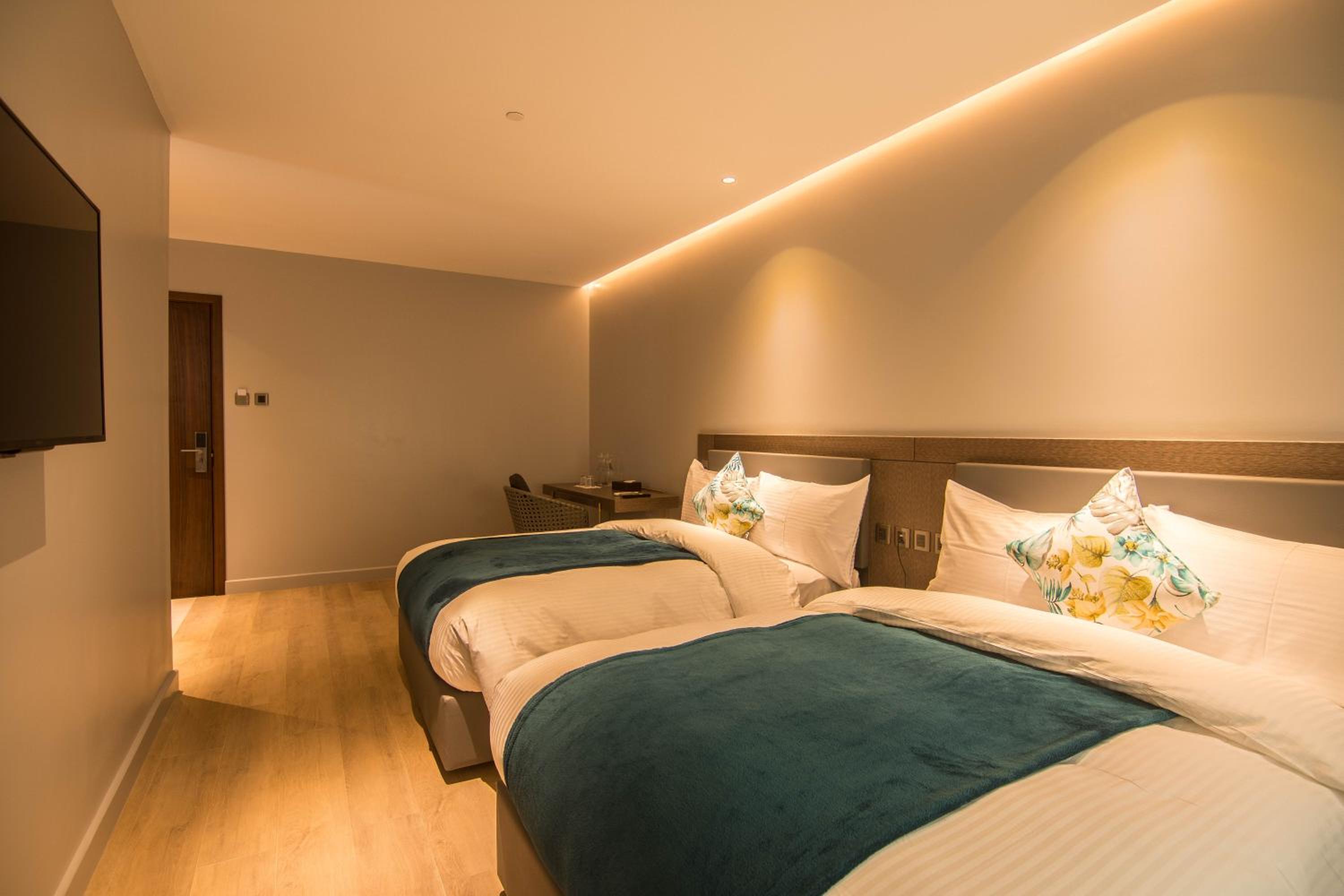 Superior Double or Twin Room - Photo 2