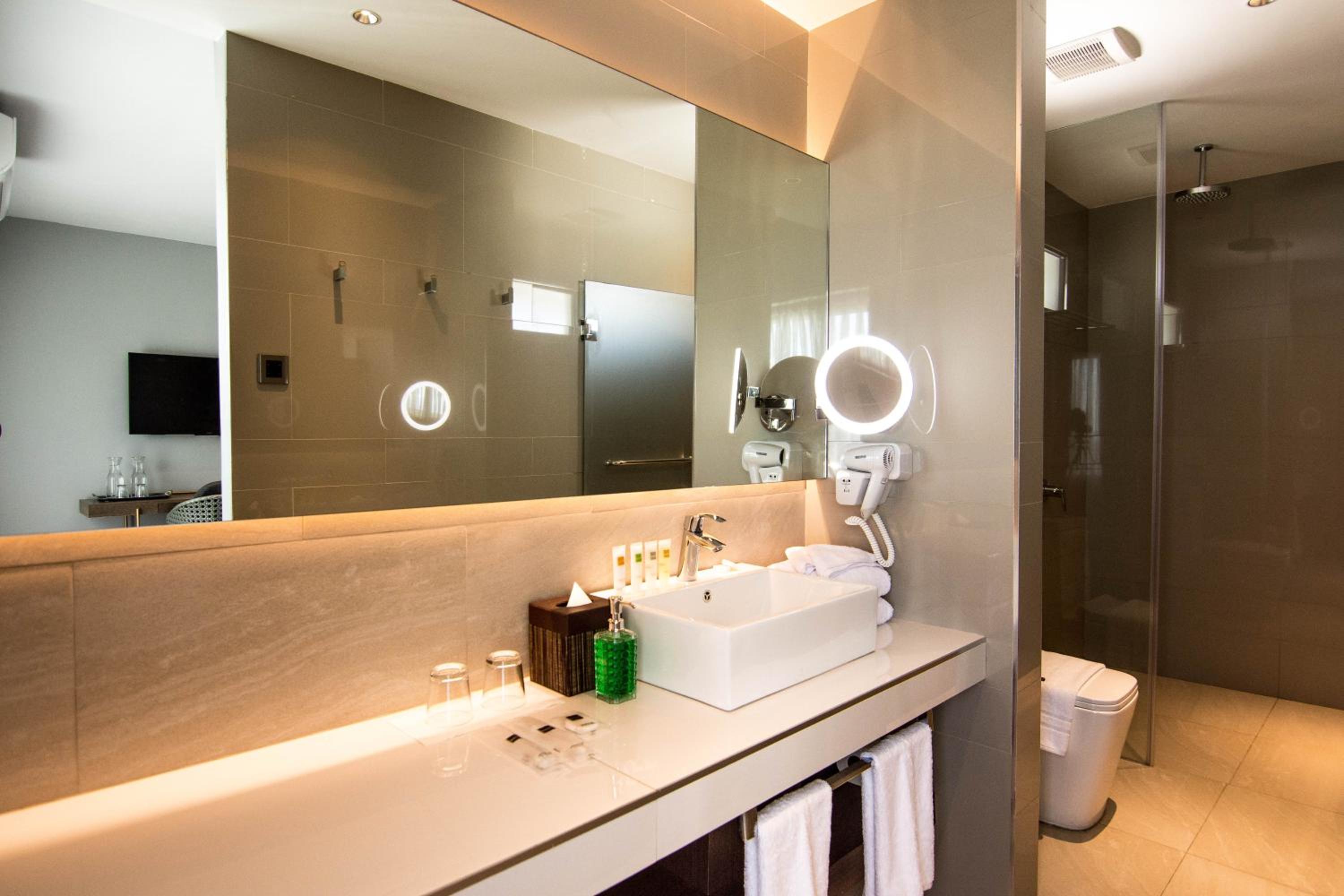 Premier Double Room - Photo 4